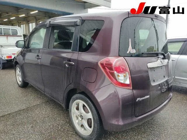Компактвэн Toyota Ractis кузов SCP100 модификация X минивэн гв 2010 пробег 99 т.км - миниатюра 2