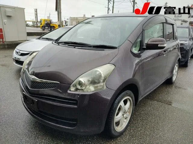 Компактвэн Toyota Ractis кузов SCP100 модификация X минивэн гв 2010 пробег 99 т.км - миниатюра 4