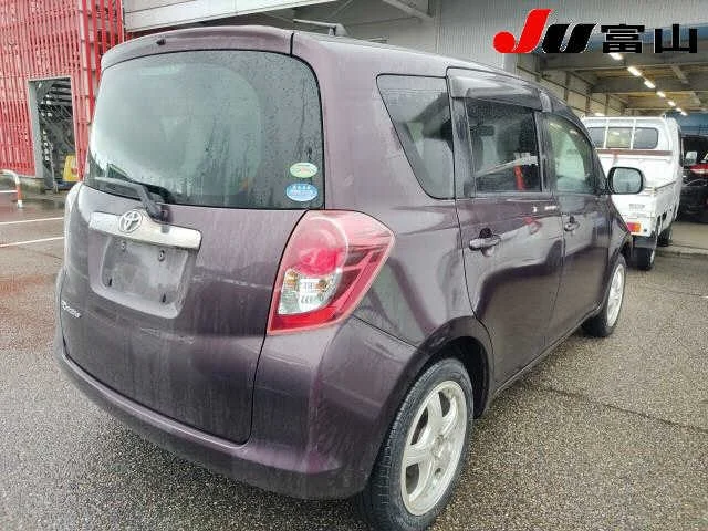 Компактвэн Toyota Ractis кузов SCP100 модификация X минивэн гв 2010 пробег 99 т.км - миниатюра 5