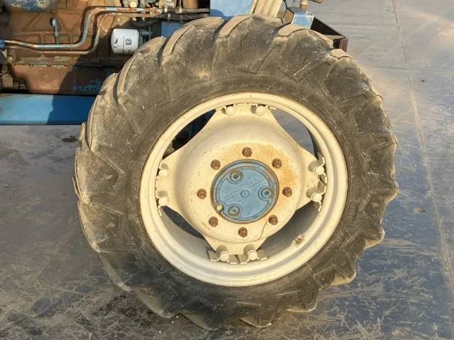Трактор Ford 7610 кабина 4х4 - миниатюра 9