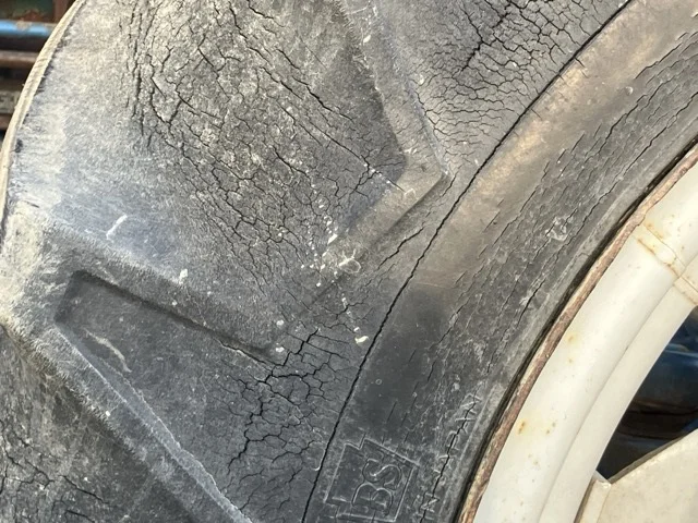 Трактор Ford 7610 кабина 4х4 - миниатюра 21