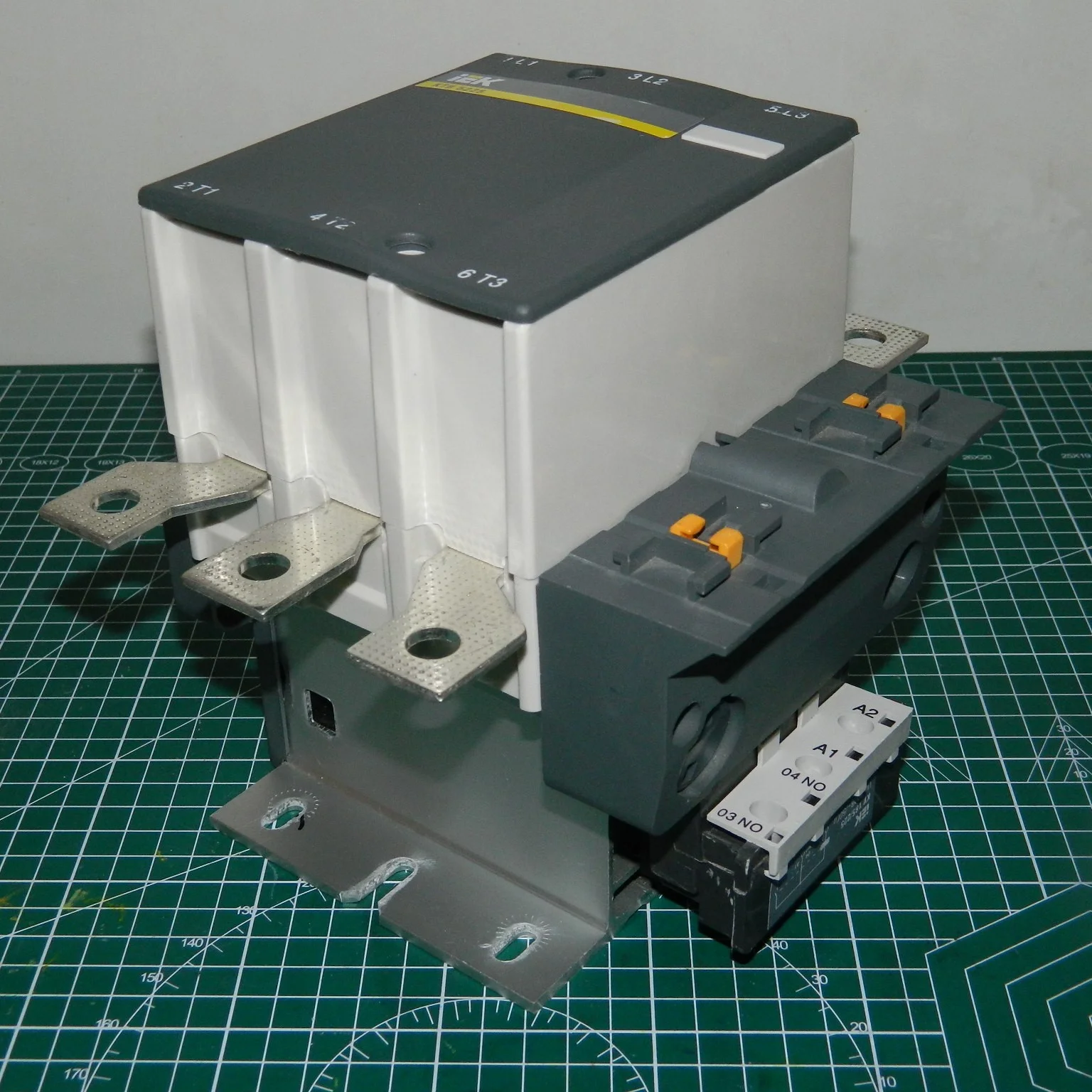 Контактор IEK КТИ-5225 225А (KKT50-225-400-10) - миниатюра 4