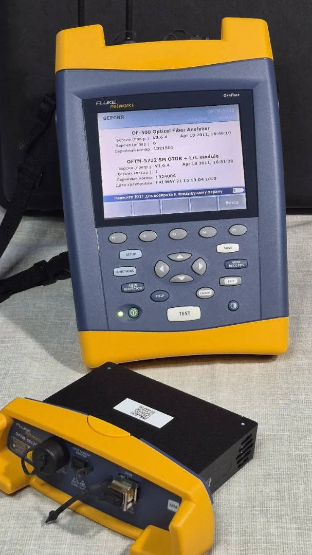 Оптический рефлектометр Fluke OF-500 SM/MM (комплект) - миниатюра 4