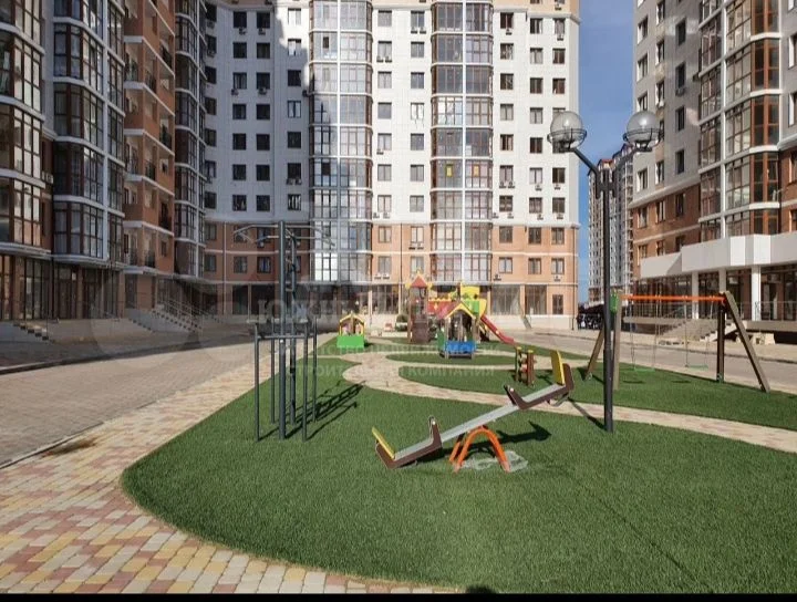 Продаю квартиру - миниатюра 2