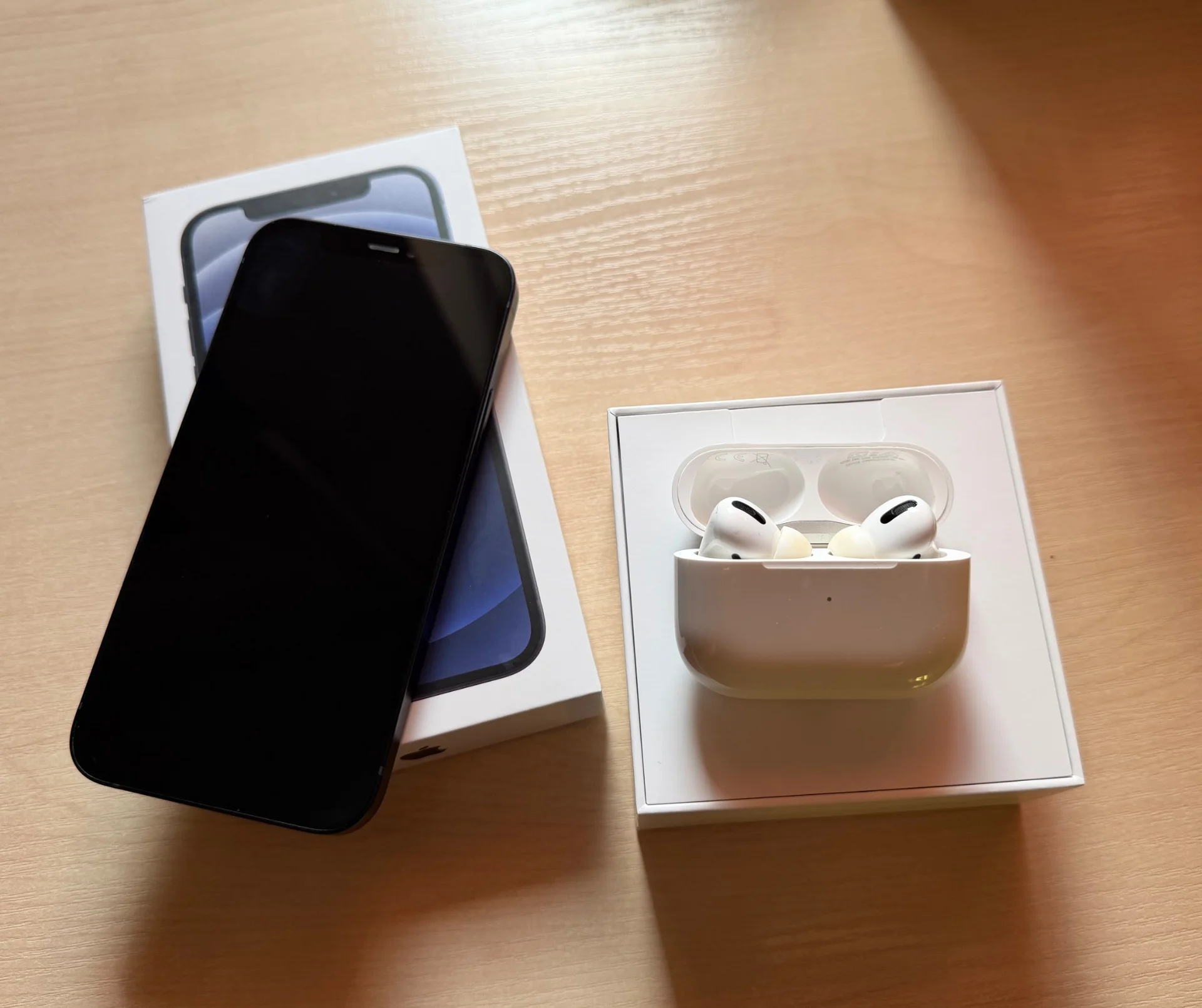 iPhone 12 128 gb 1 sim и air pods pro - миниатюра 2