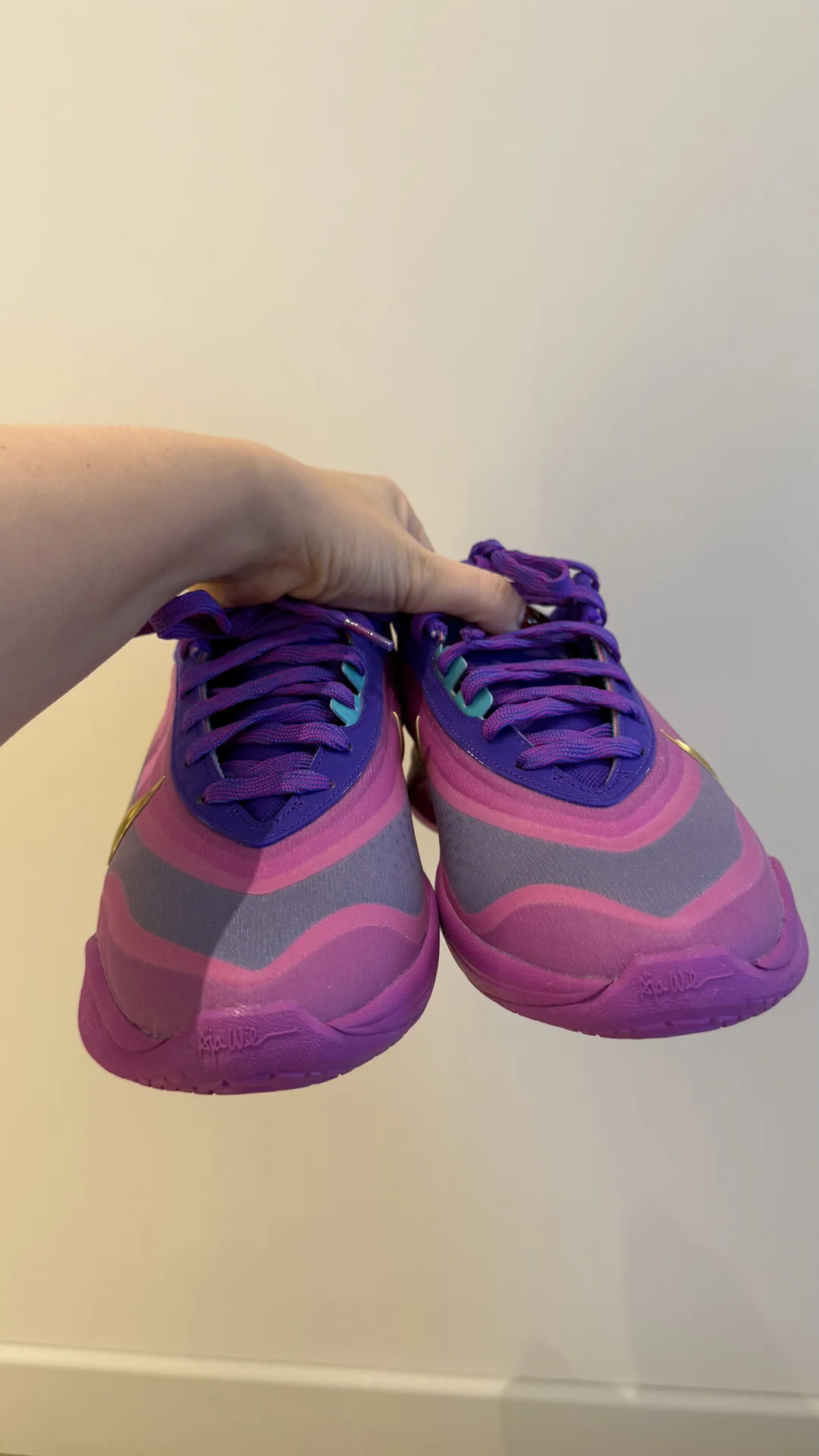 Кроссовки Nike us8 - миниатюра 4
