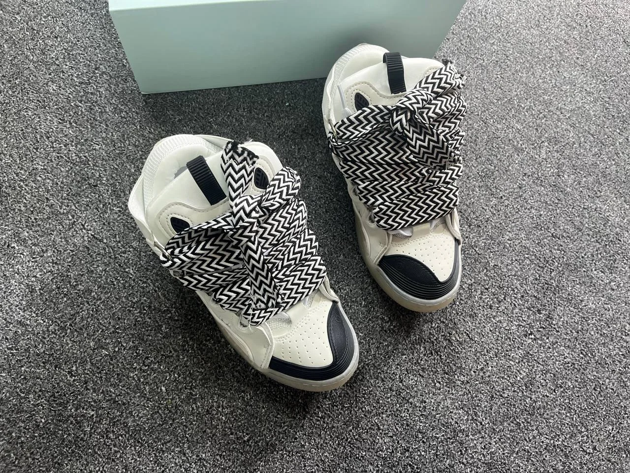 Lanvin curb - миниатюра 9