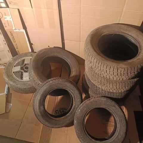 Kumho Gripmax 745 185/65 R14 86