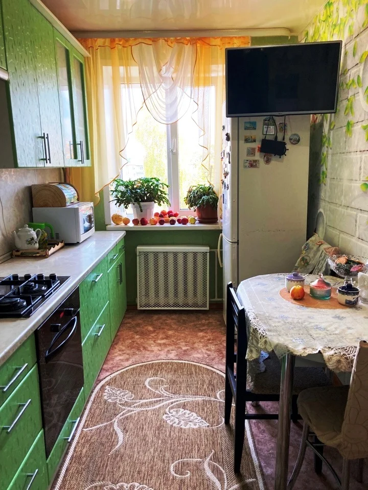 Продаю просторную двушку - миниатюра 8