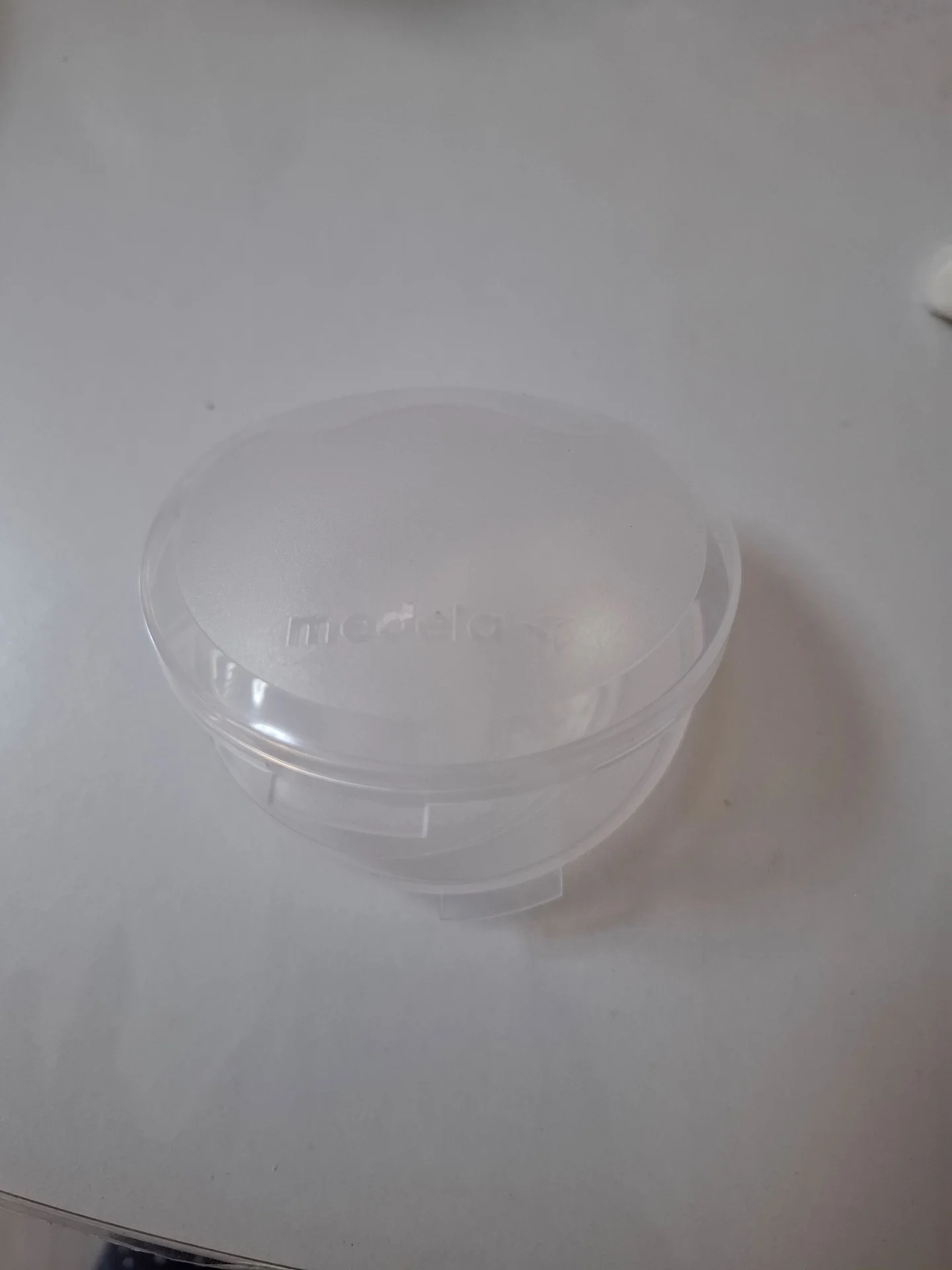 Накладки на грудь Medela, размер M - изображение 1