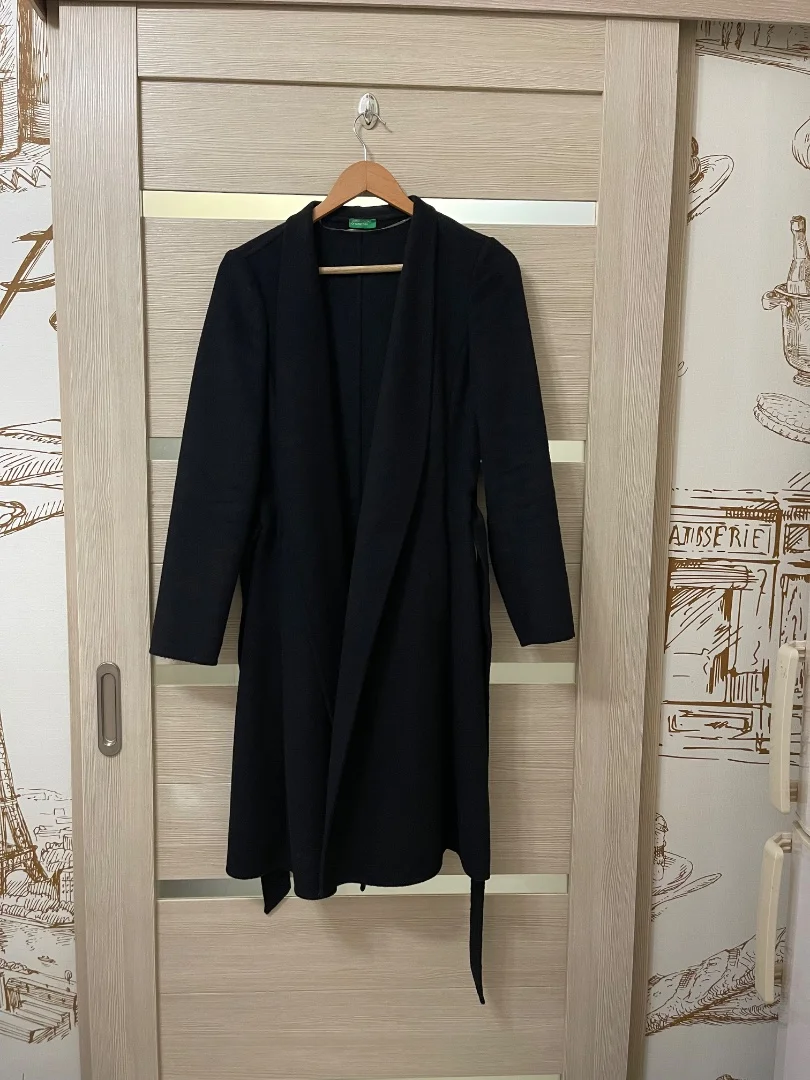 Плащ женский Benetton - изображение 1