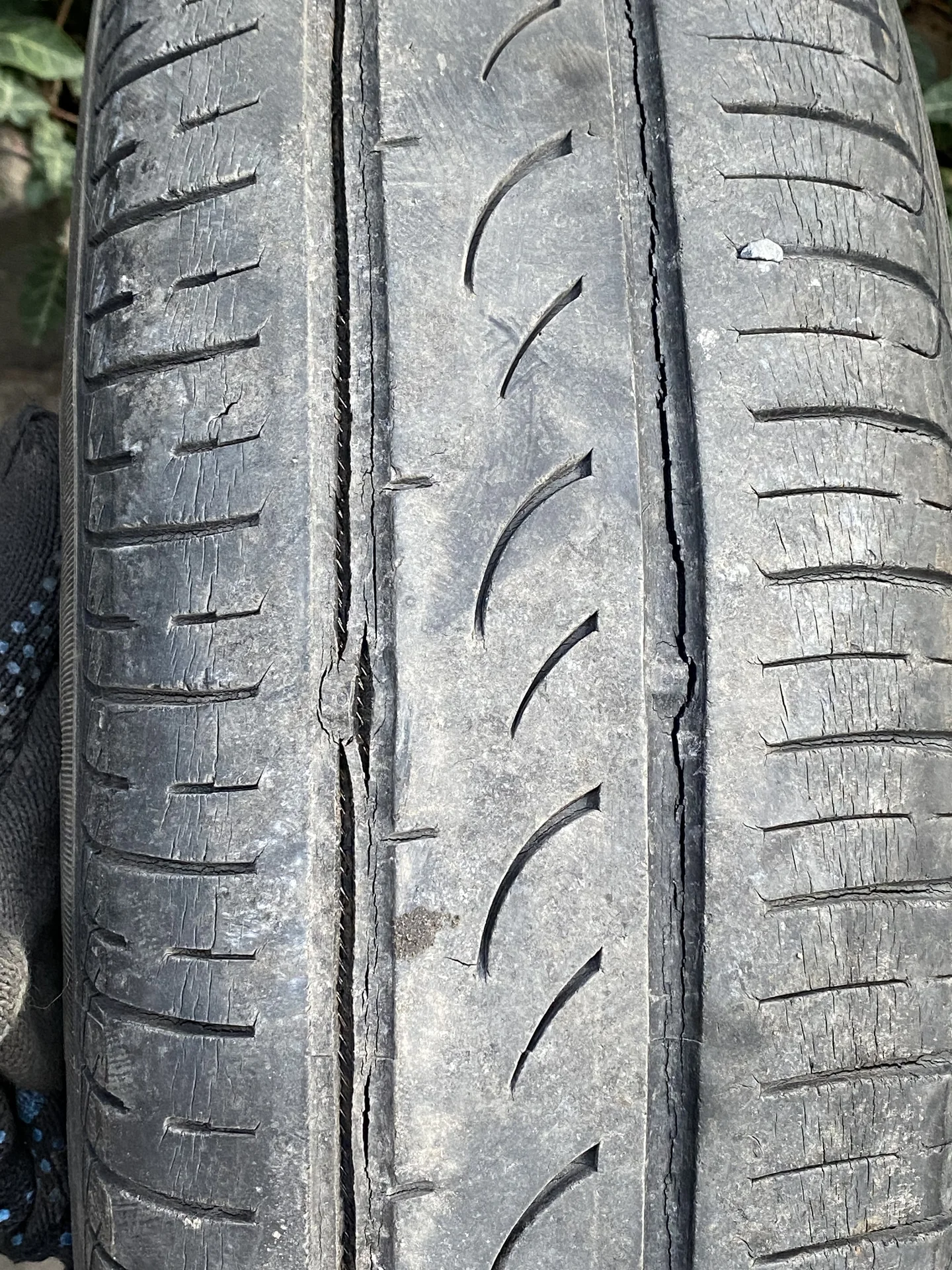 Комплект летних шин Formula Energy 175/70 r13(б/у) - миниатюра 7