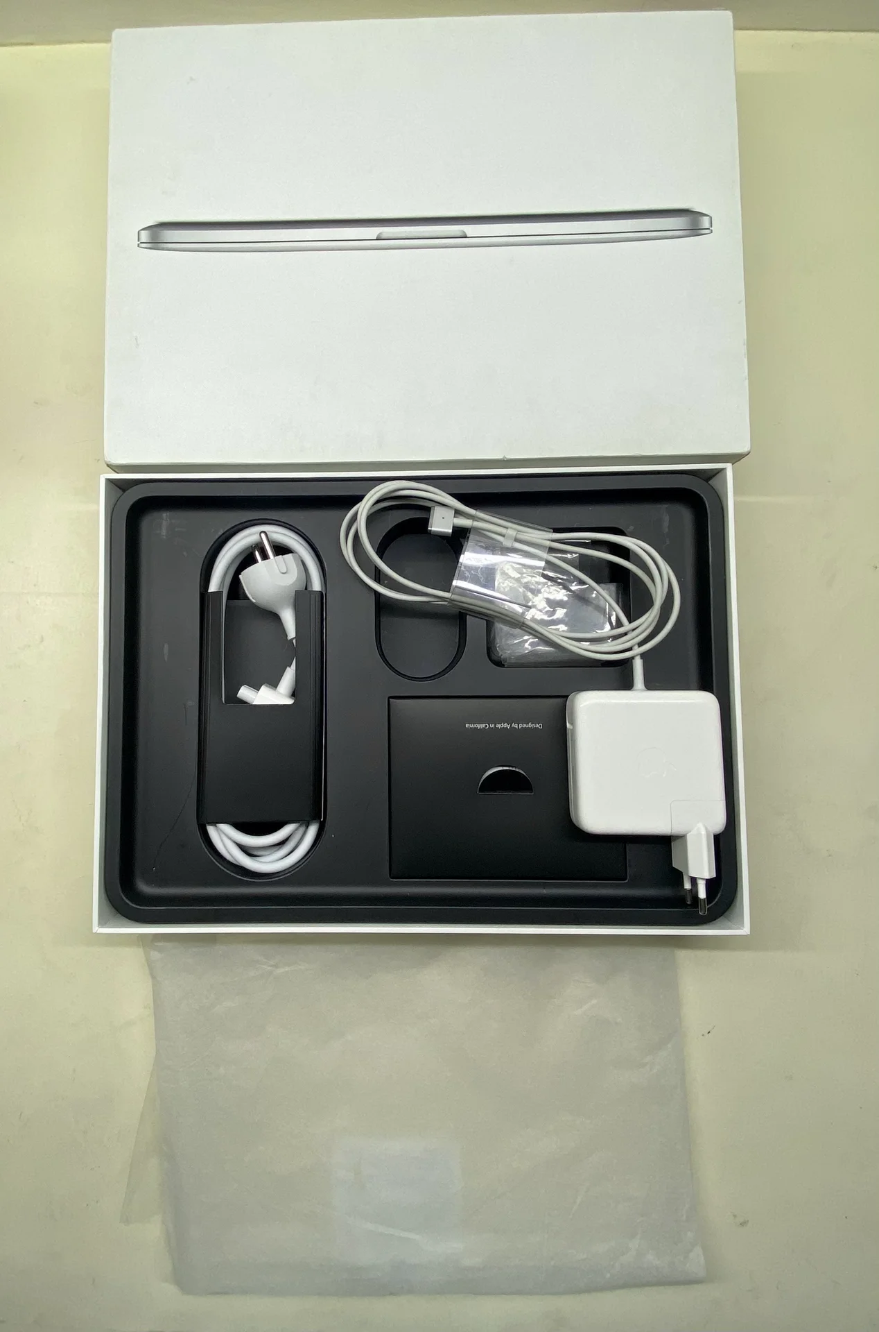 MacBook Pro 13" 2015 8gb 256gb - миниатюра 5