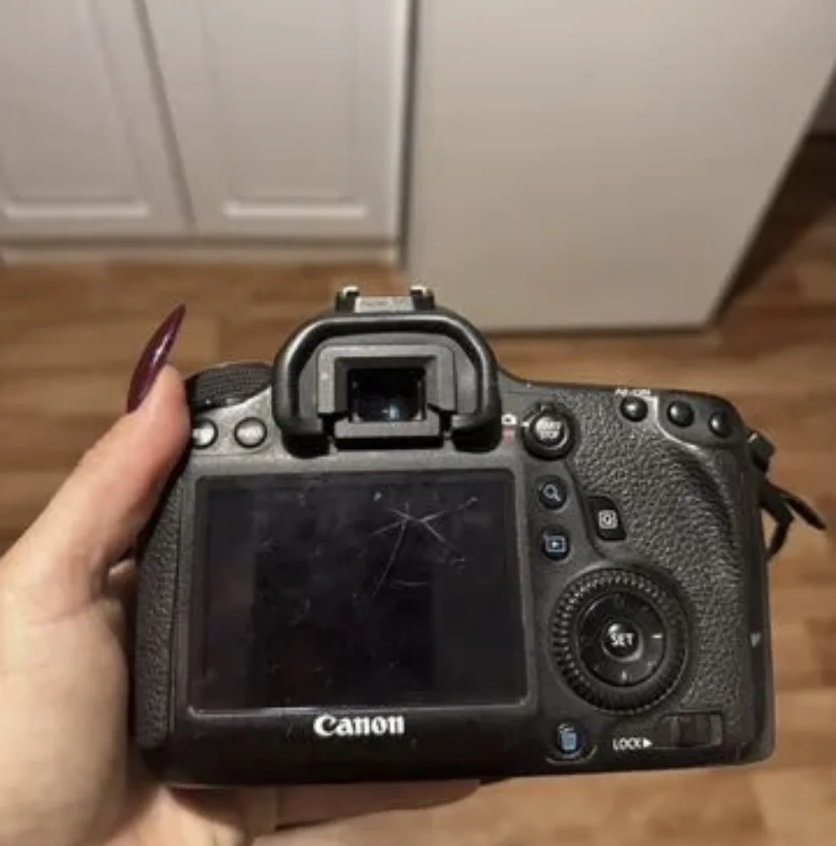 Зеркальный фотоаппарат Canon 6d - миниатюра 4