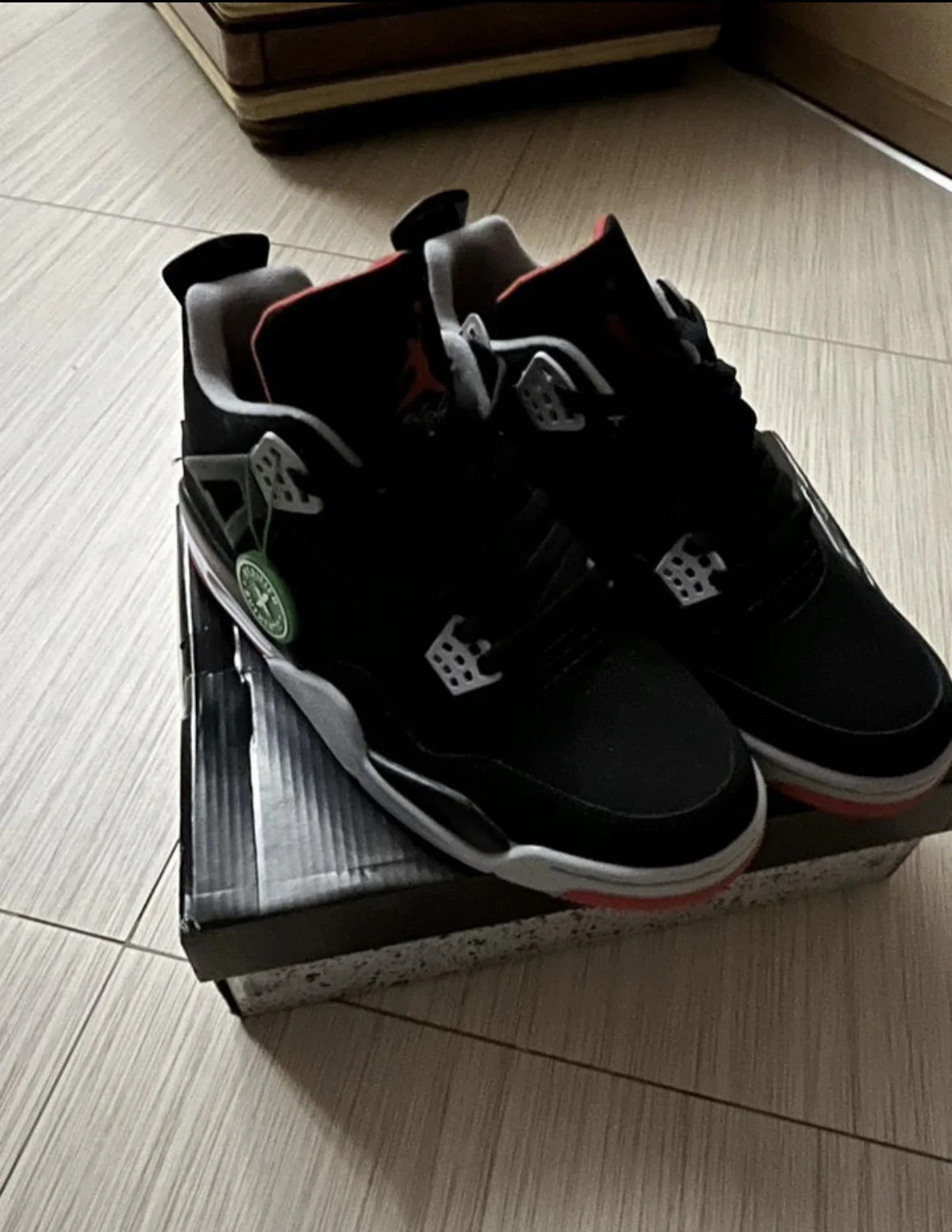 Кроссовки Nike air jordan 4 retro - миниатюра 4