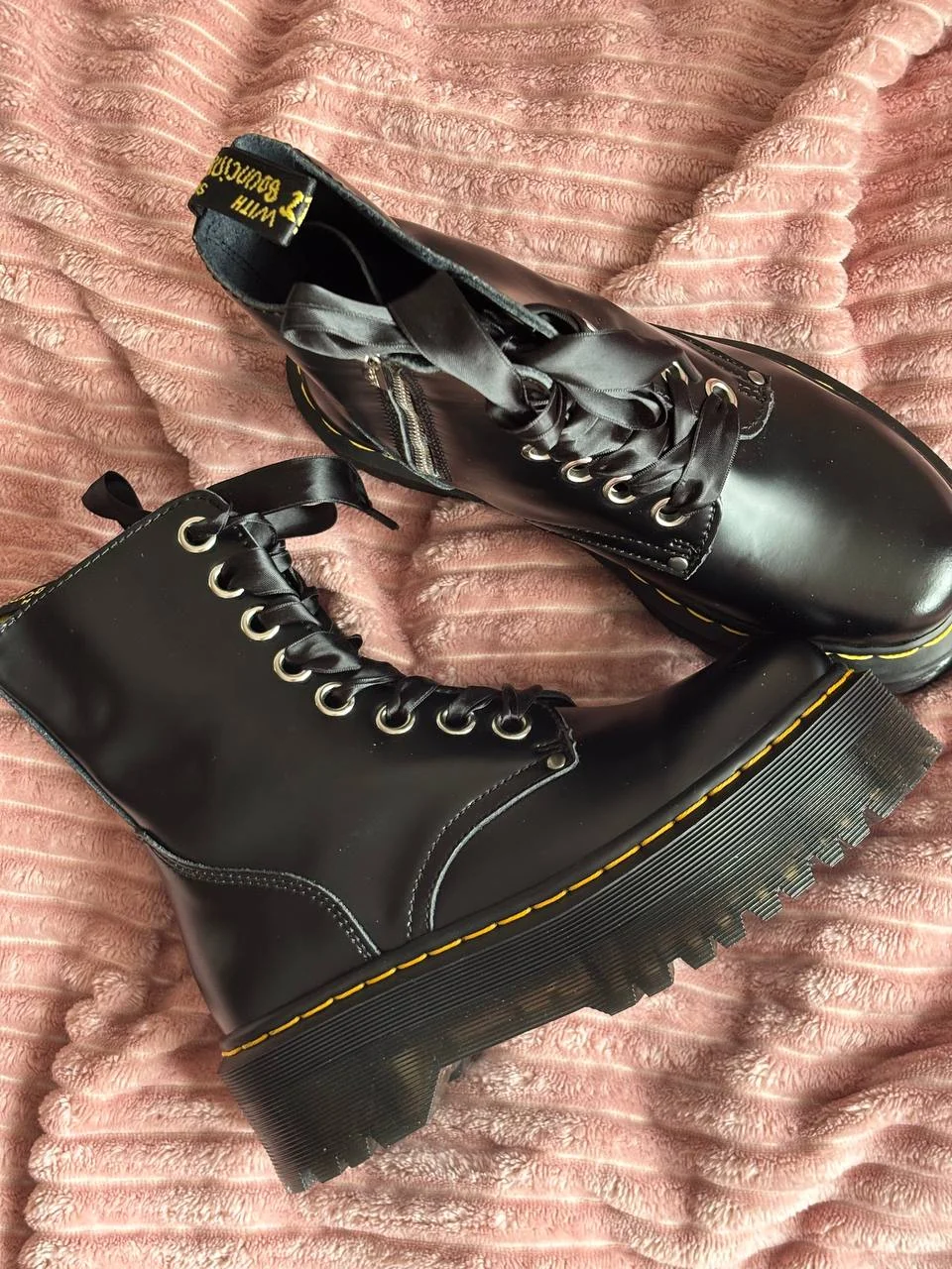 Ботинки Dr Martens Jadon Max на платформе - миниатюра 4