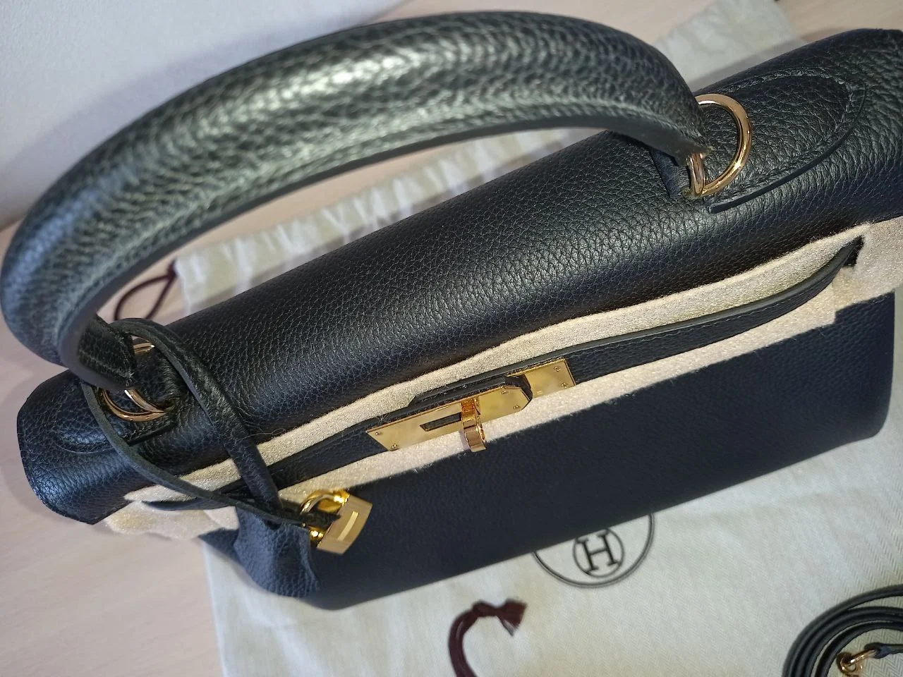 Сумка Hermes Kelly 28 Black Togo - миниатюра 6
