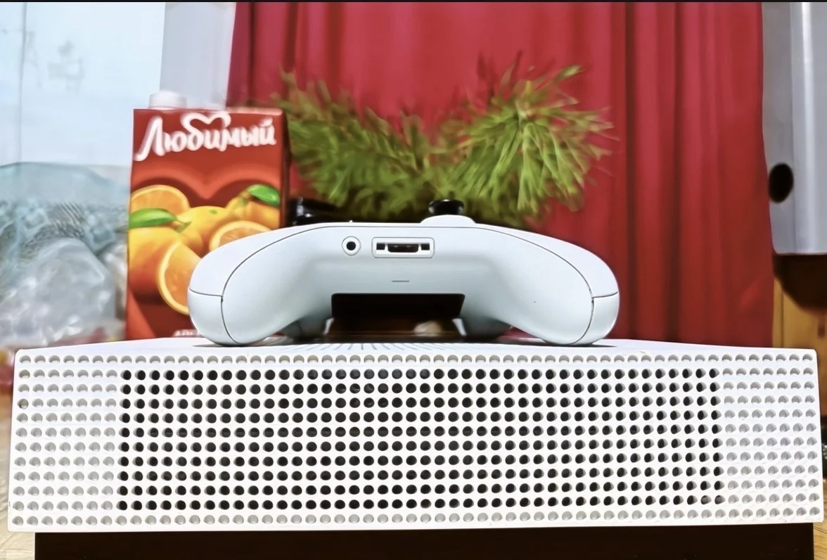 Xbox one s1TB - миниатюра 2