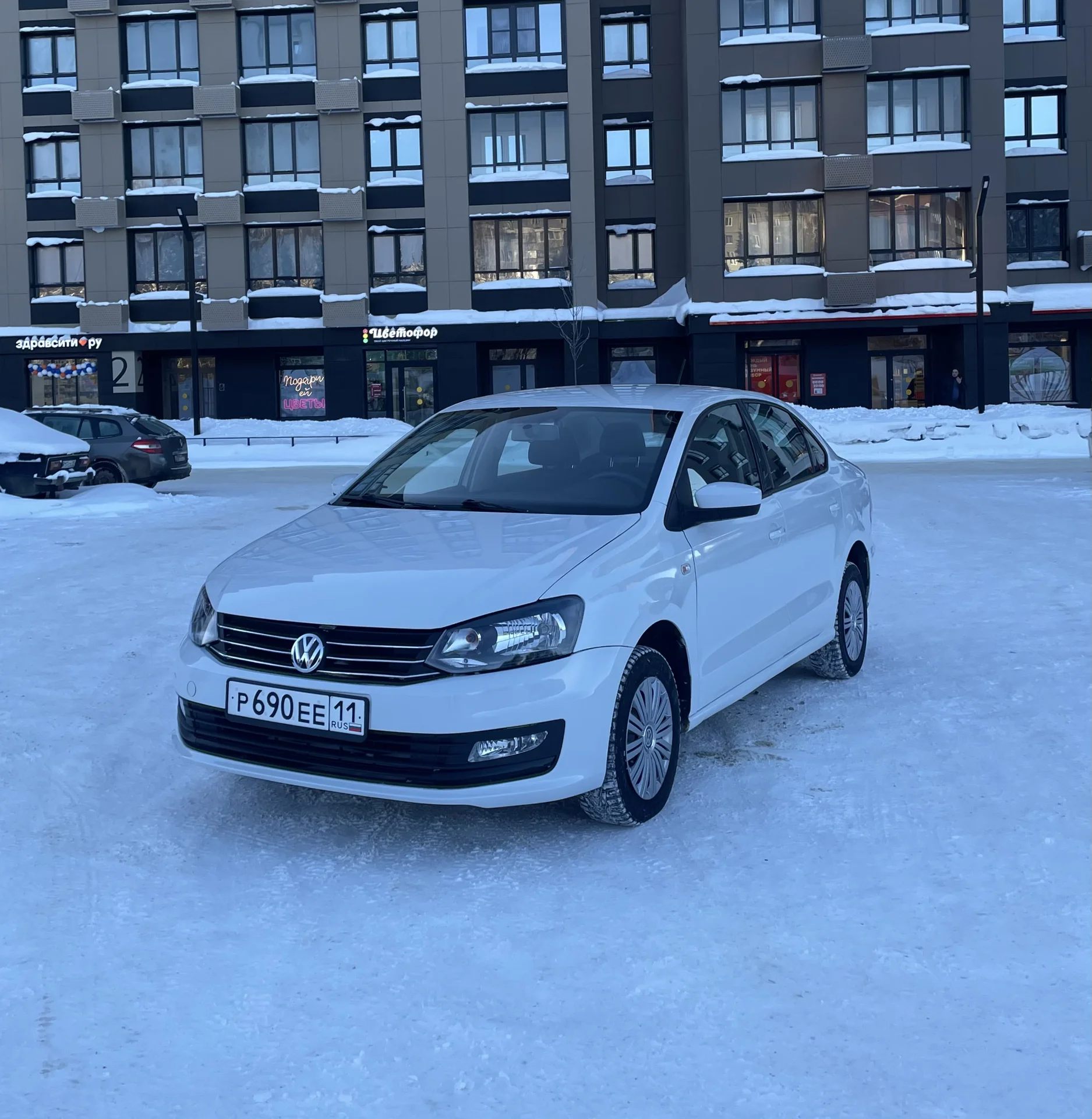 Volkswagen Polo - миниатюра 2