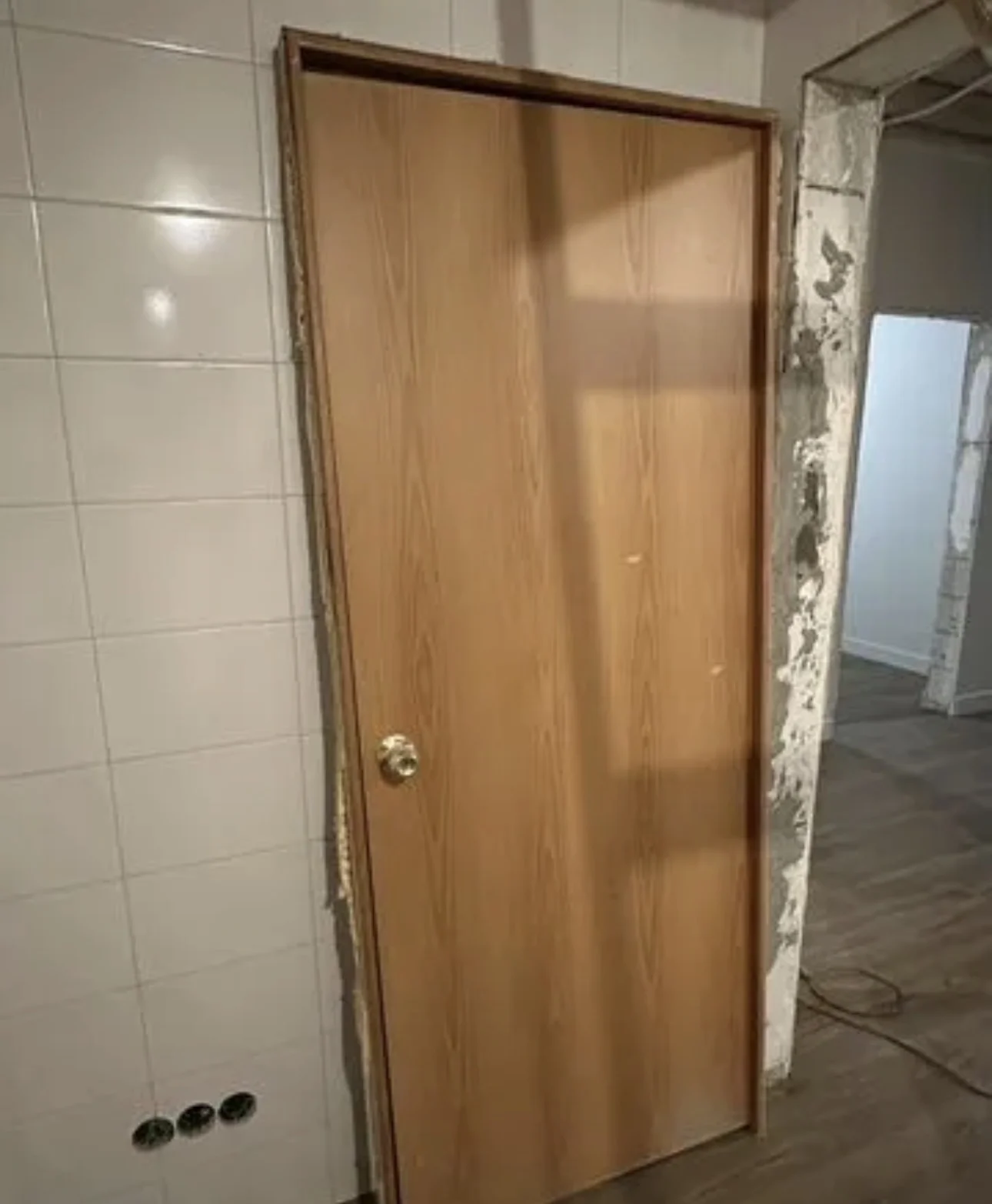 Дверь межкомнатная 800 бу 1 шт - изображение 1