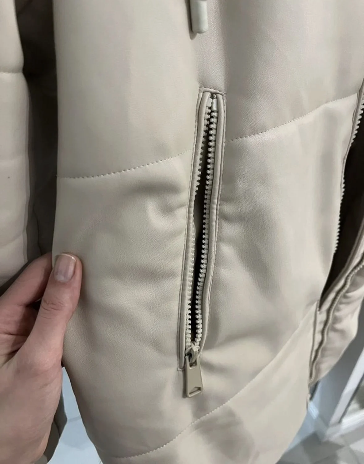 Зимняя женская куртка Zara - миниатюра 9