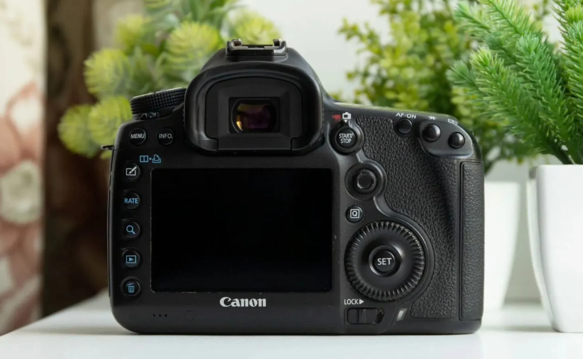 Canon 5D Mark III (Пробег 41 тысяча) - миниатюра 2