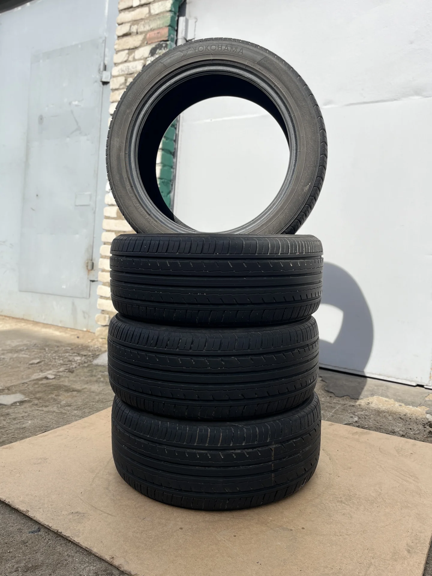 Yokohama Bluearth ES32 235/45/17 - миниатюра 5