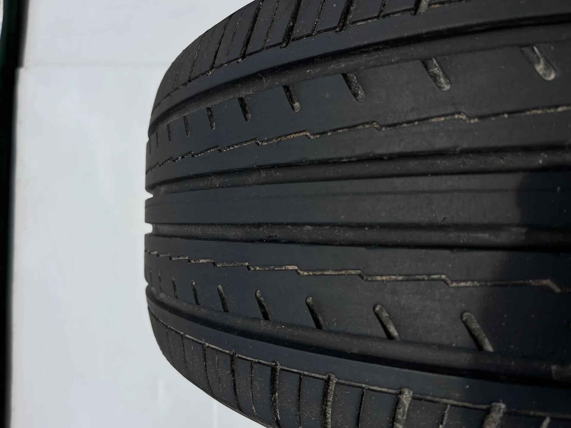 Yokohama Bluearth ES32 235/45/17 - миниатюра 7