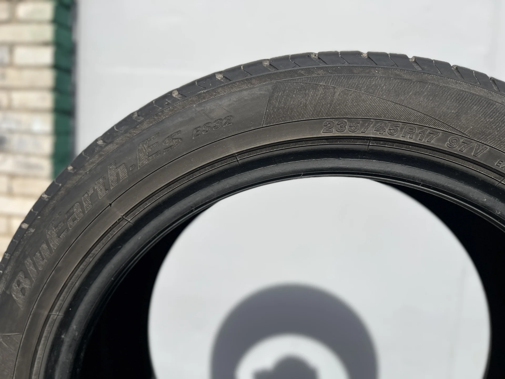 Yokohama Bluearth ES32 235/45/17 - миниатюра 8