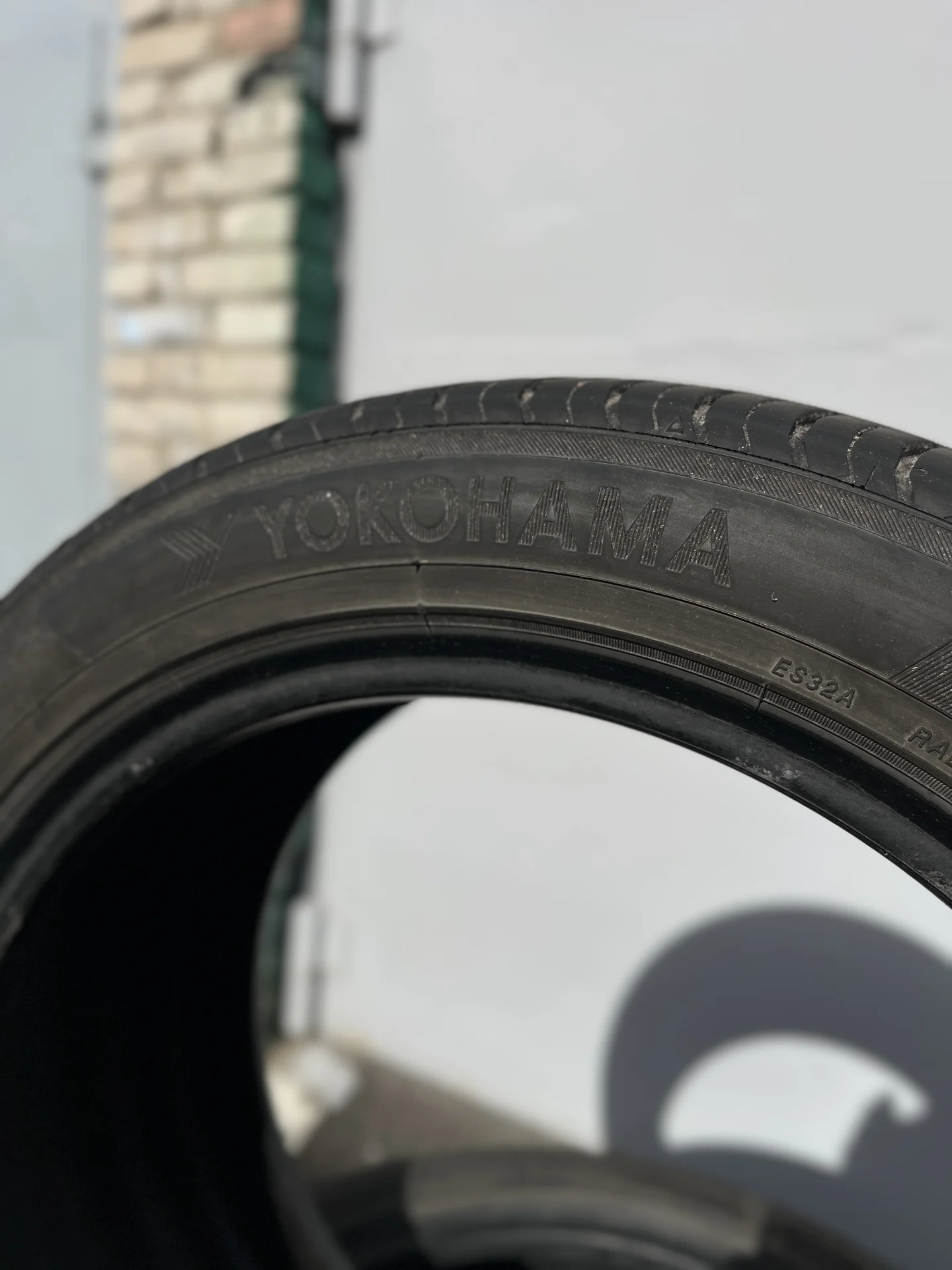 Yokohama Bluearth ES32 235/45/17 - миниатюра 9