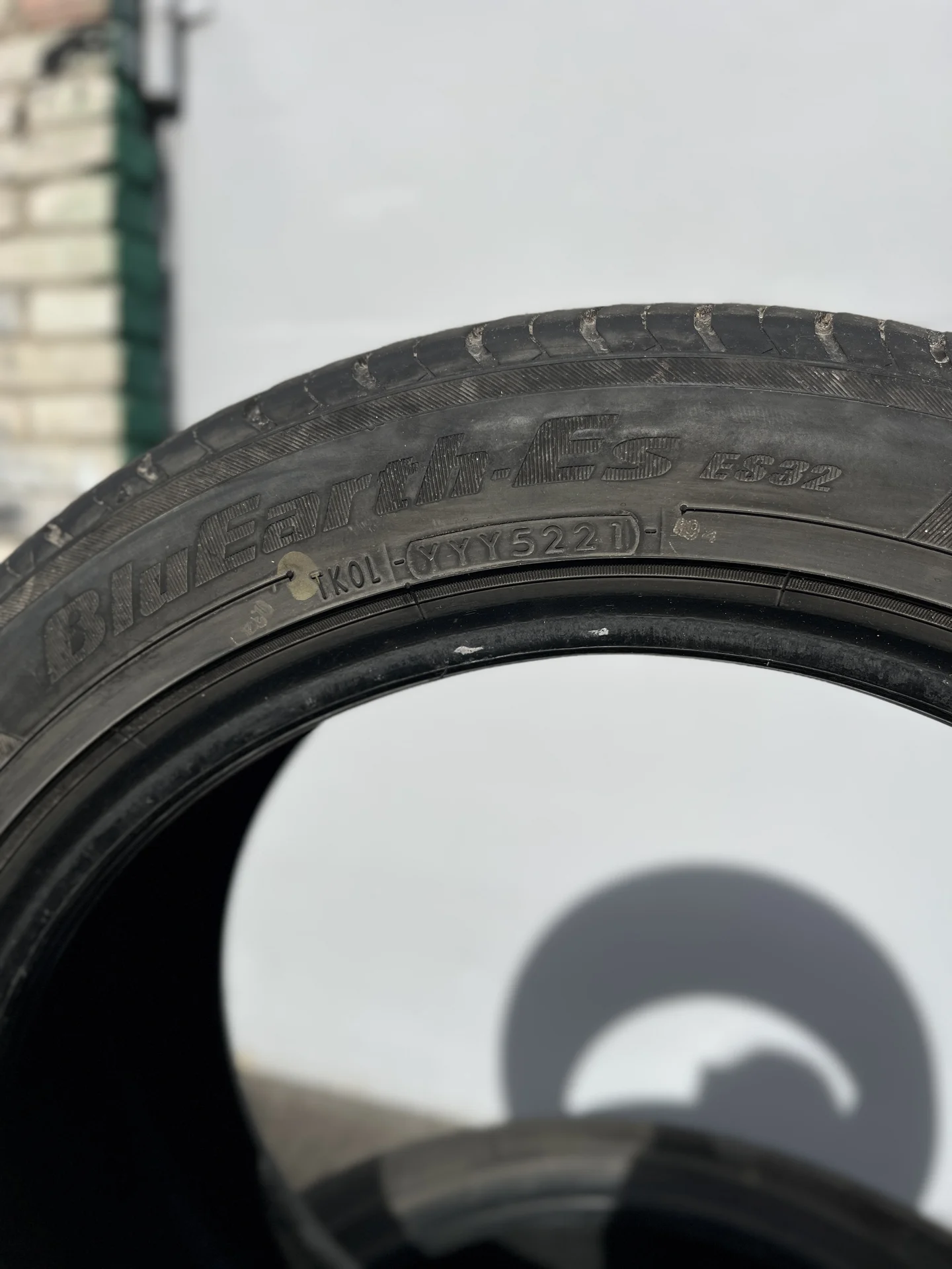 Yokohama Bluearth ES32 235/45/17 - миниатюра 10