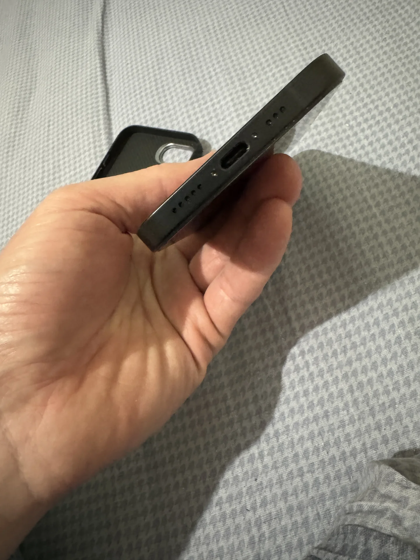 iPhone 16e 128 - миниатюра 6