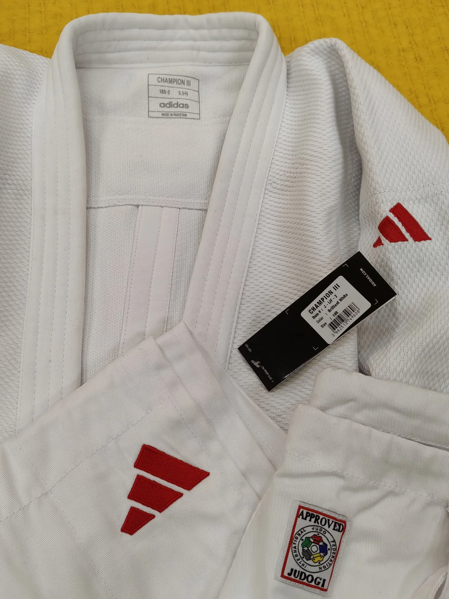 Кимоно для дзюдо Adidas Champion 3 IJF RED - миниатюра 4