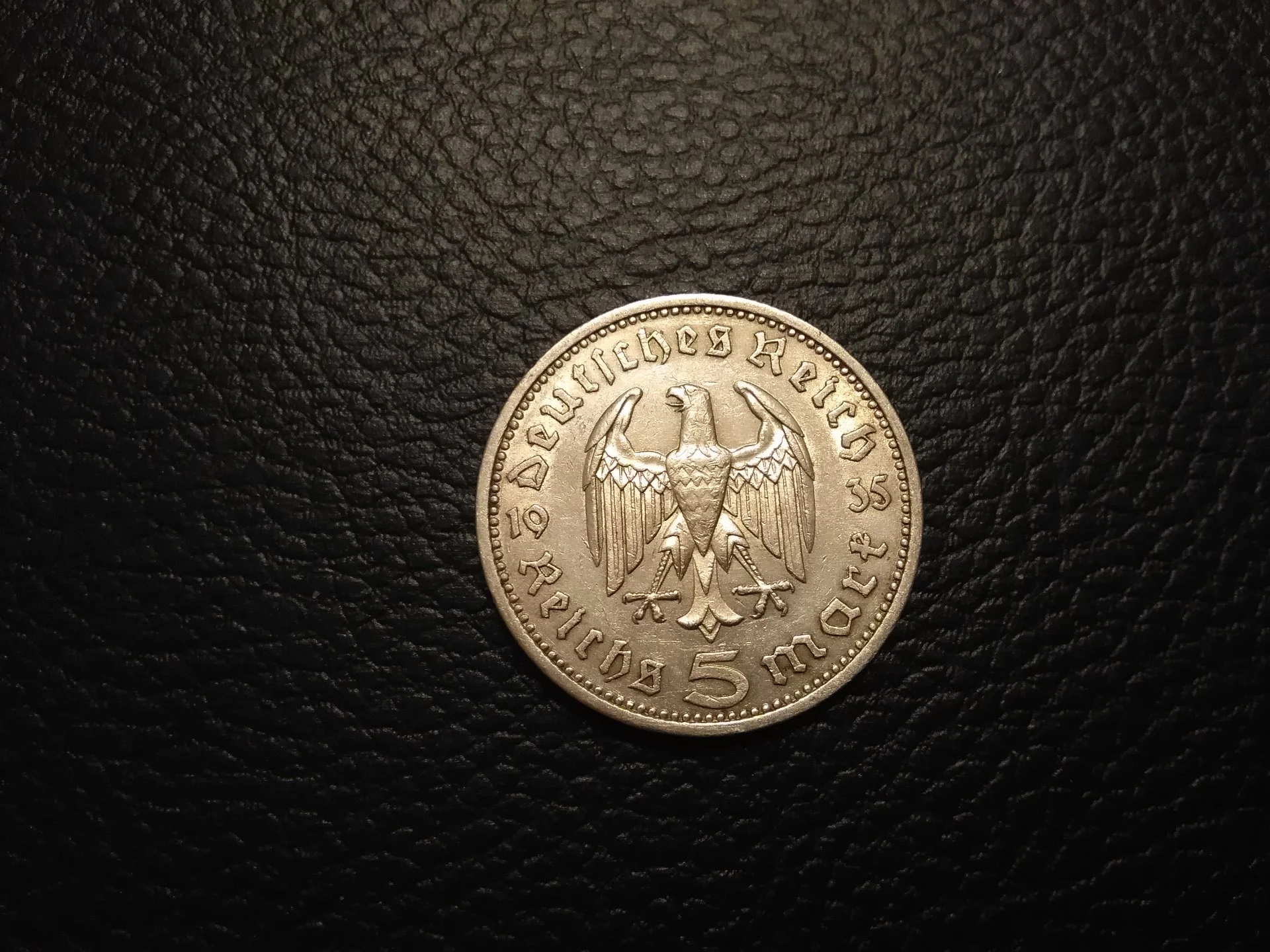 5 марок Германия 1935 год. Серебро 900°. Вес 13,88 грамм.Двор А - миниатюра 3