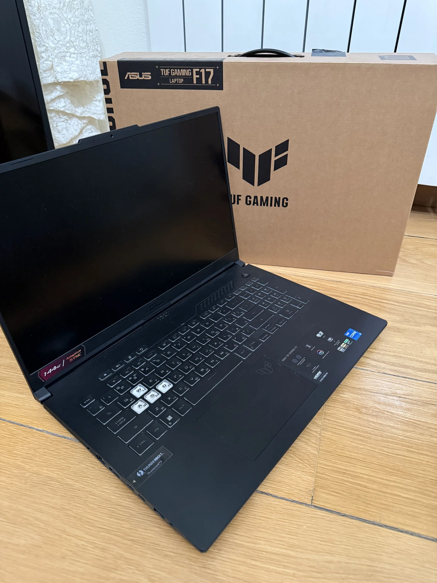 Игровой ноутбук Asus Tuf Gaming F17 - миниатюра 2