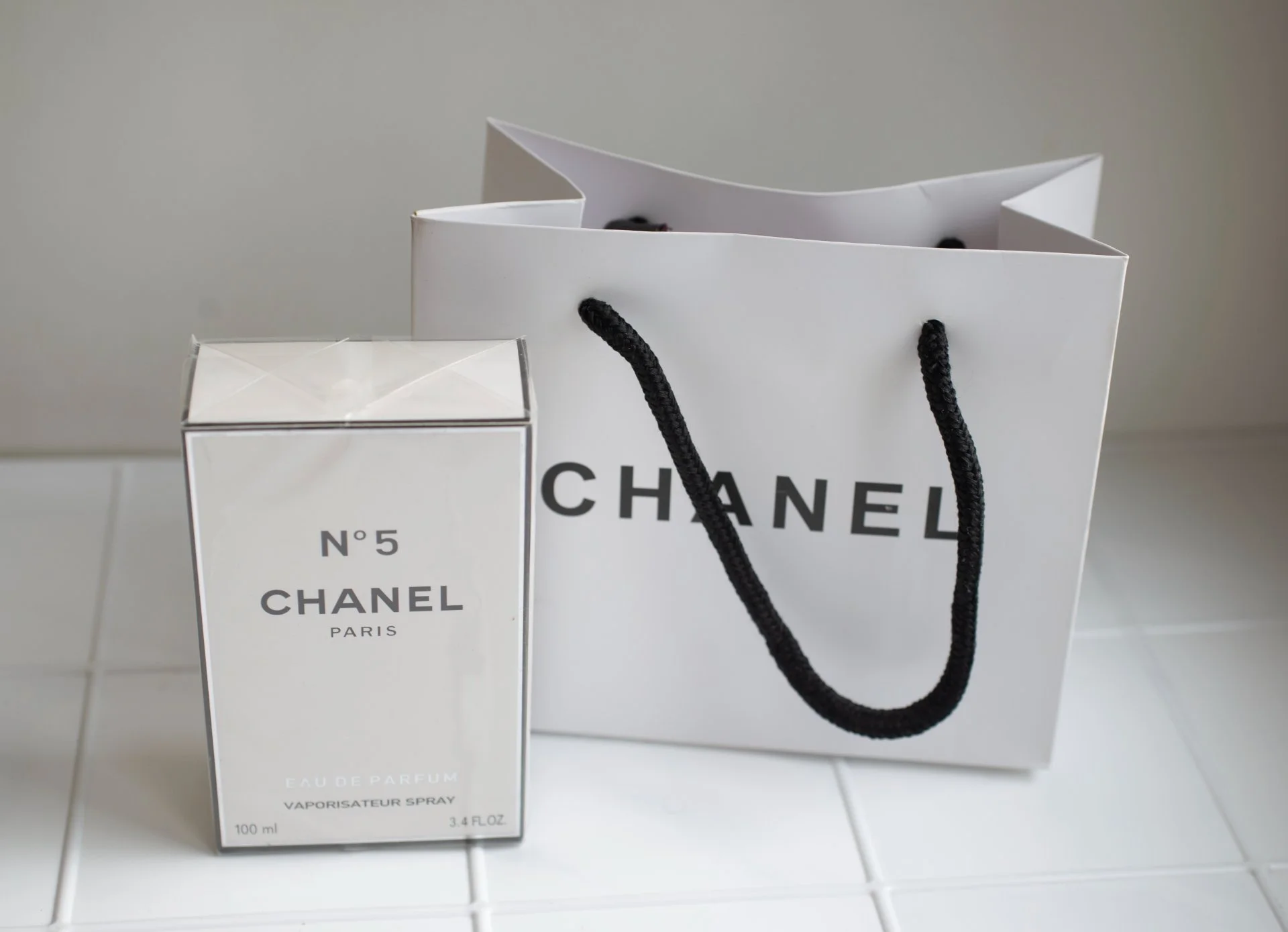 Chanel №5 100 мл парфюмерная вода - миниатюра 2