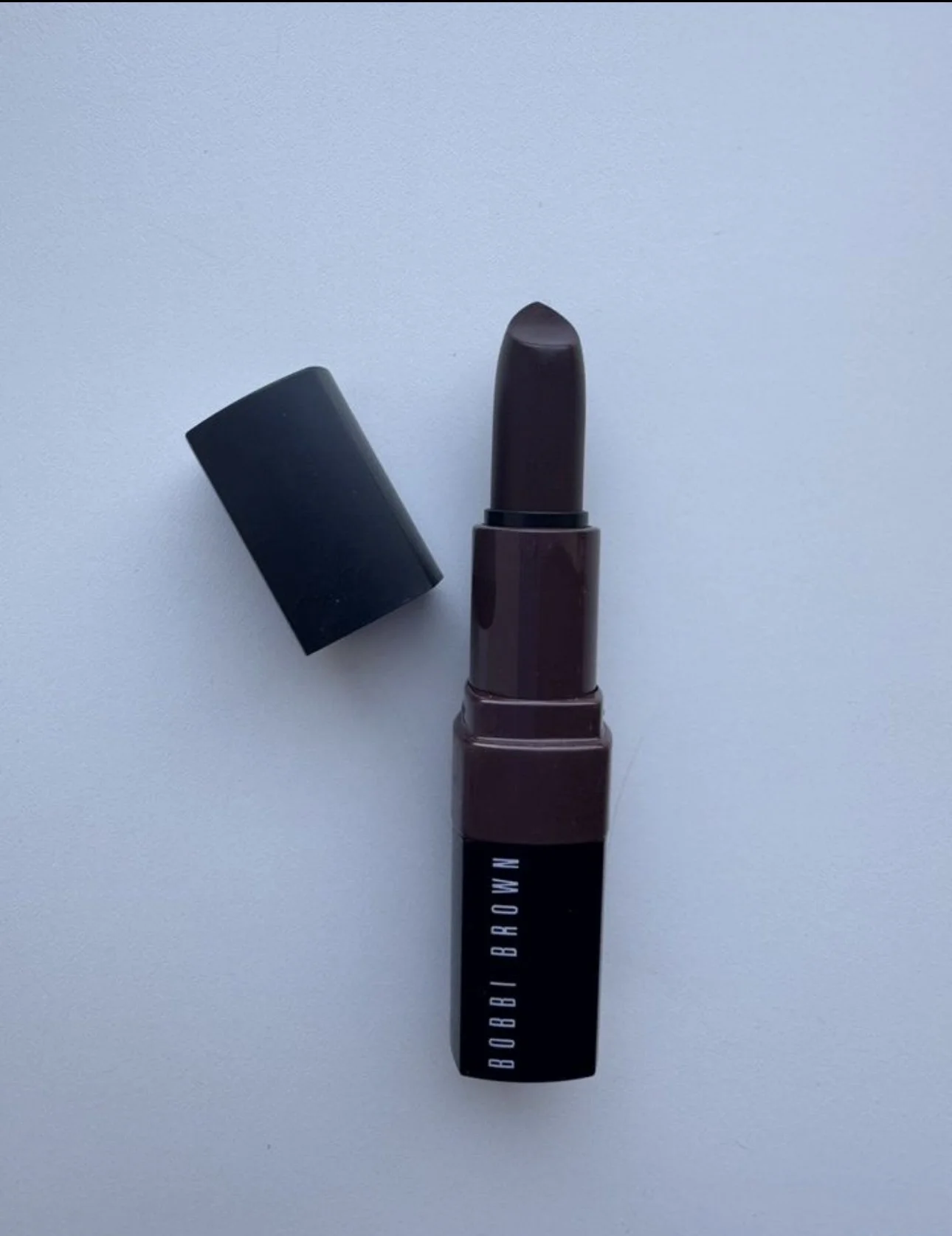 Ежевичная помада Bobbi Brown (оттенок Blackberry) - миниатюра 5