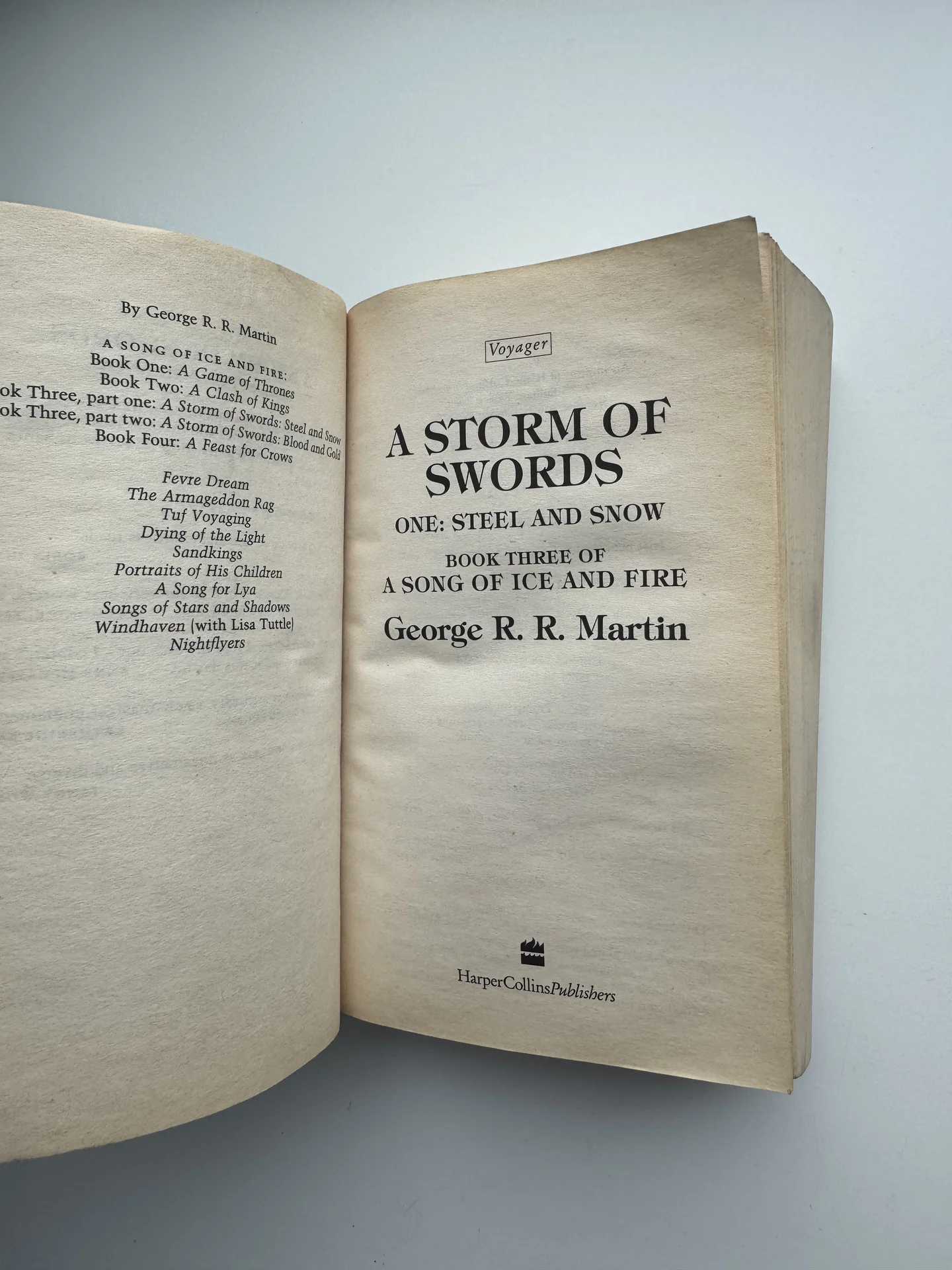 Д. Мартин «Игра Престолов»/ A Storm of Swords - миниатюра 3