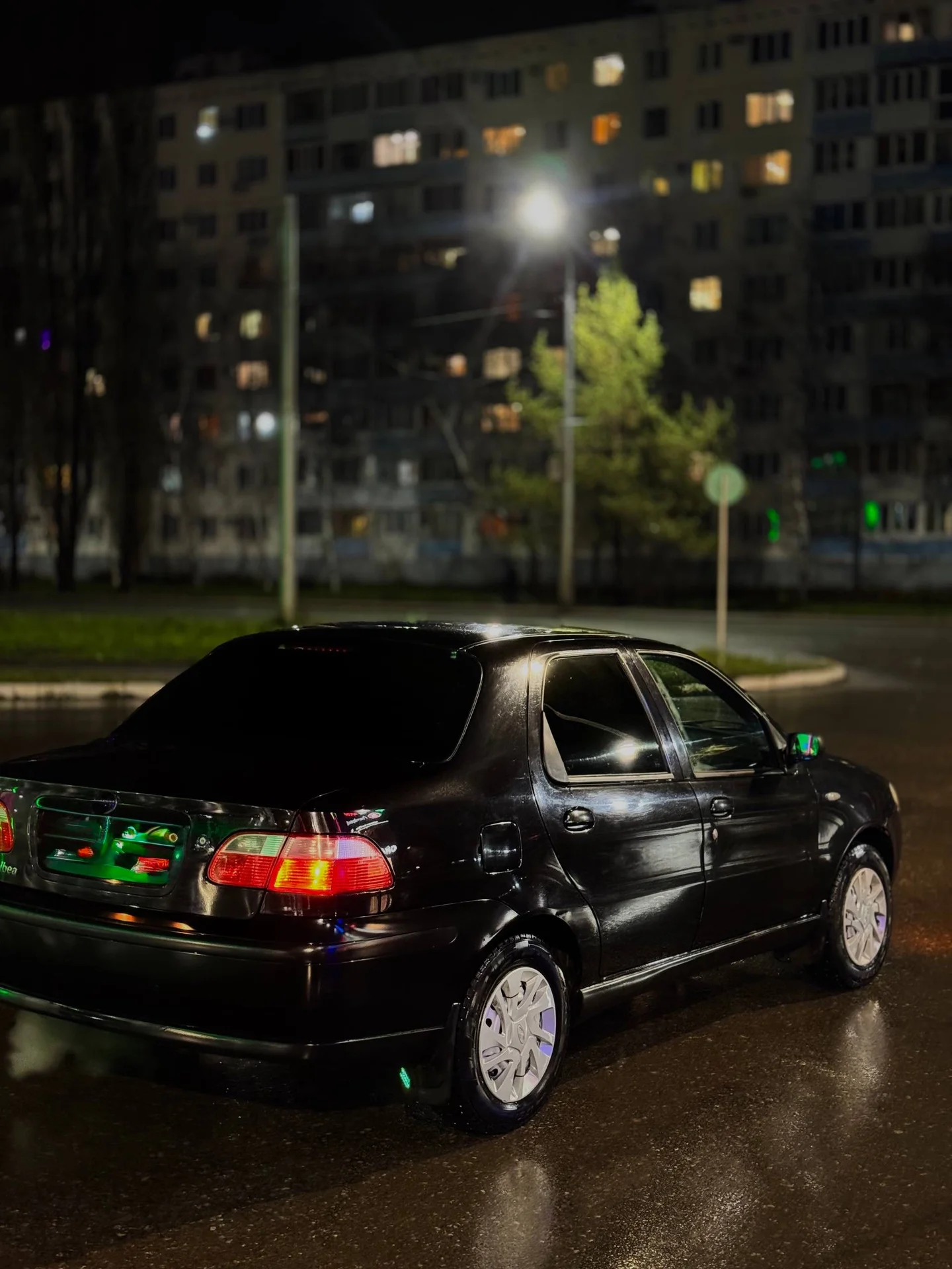 Fiat Albea 2011 - миниатюра 3