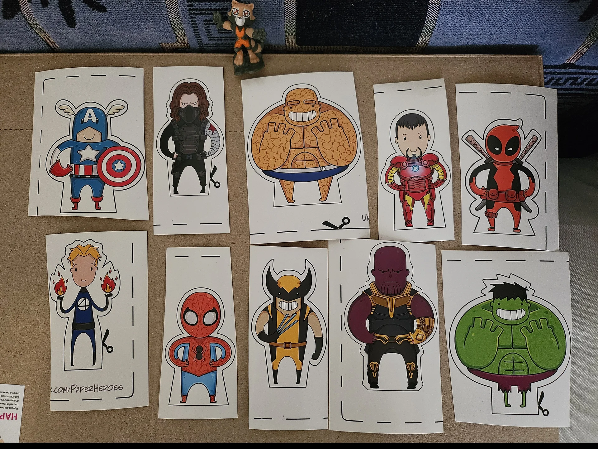 Наклейки marvel - изображение 1