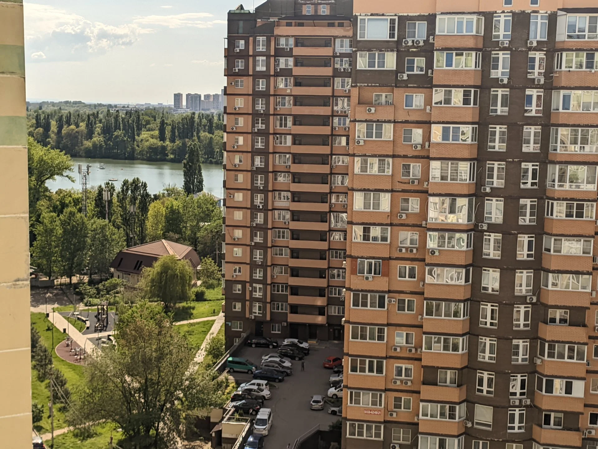 🏡 Продаётся просторная 2-комнатная квартира в районе ГМР 📍 ул. Парусная, 20 - миниатюра 9