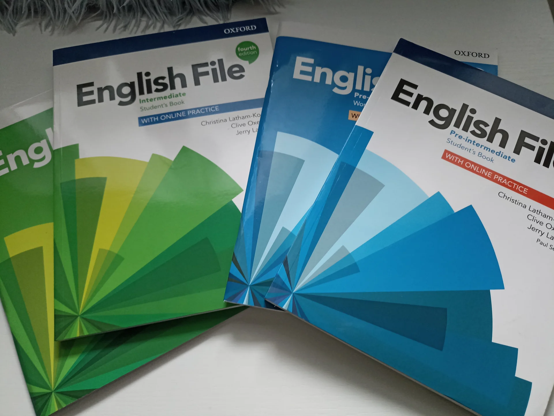 English file pre intermediate and intermediate - изображение 1