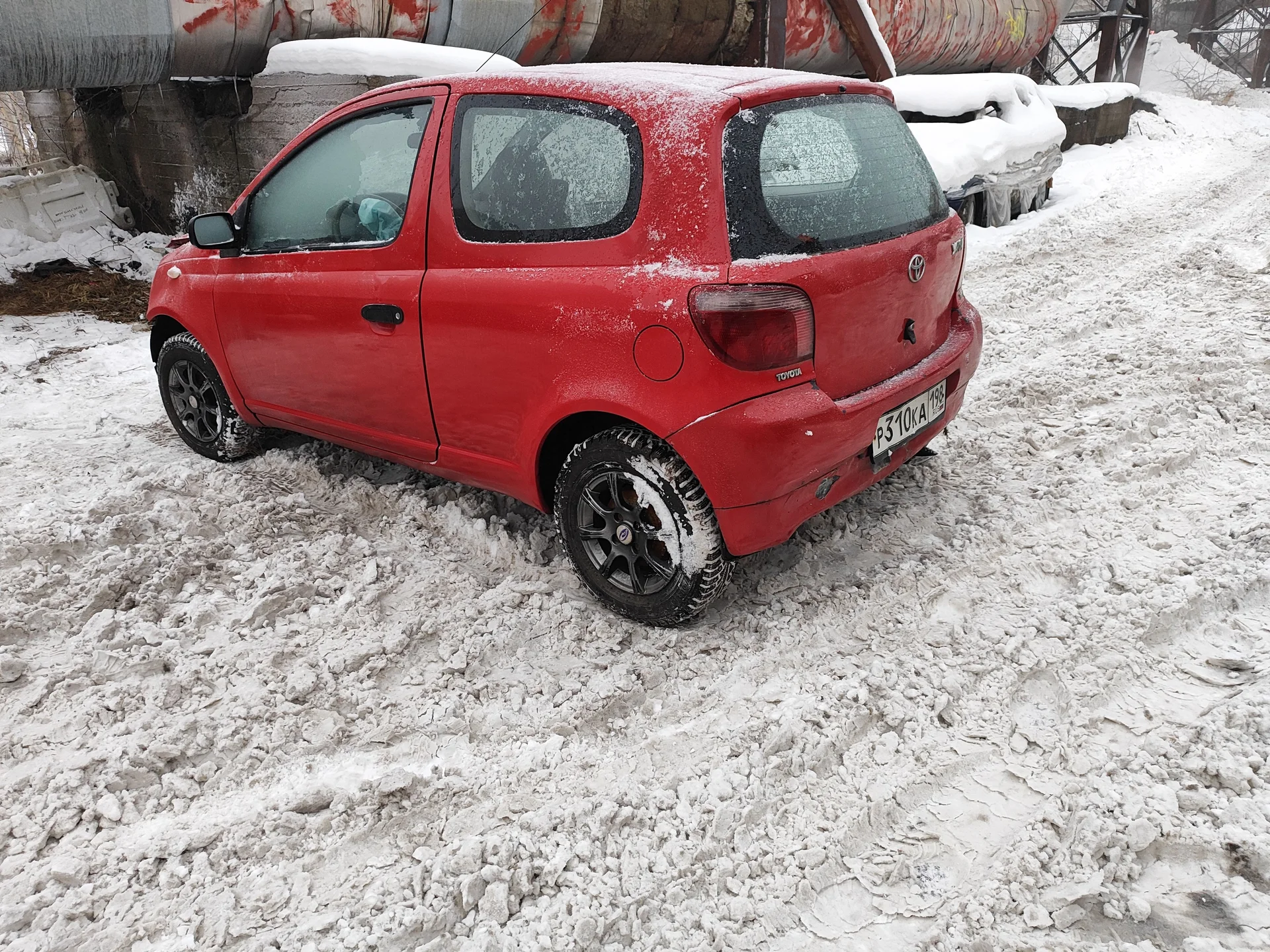 Toyota Yaris 2003 - изображение 1