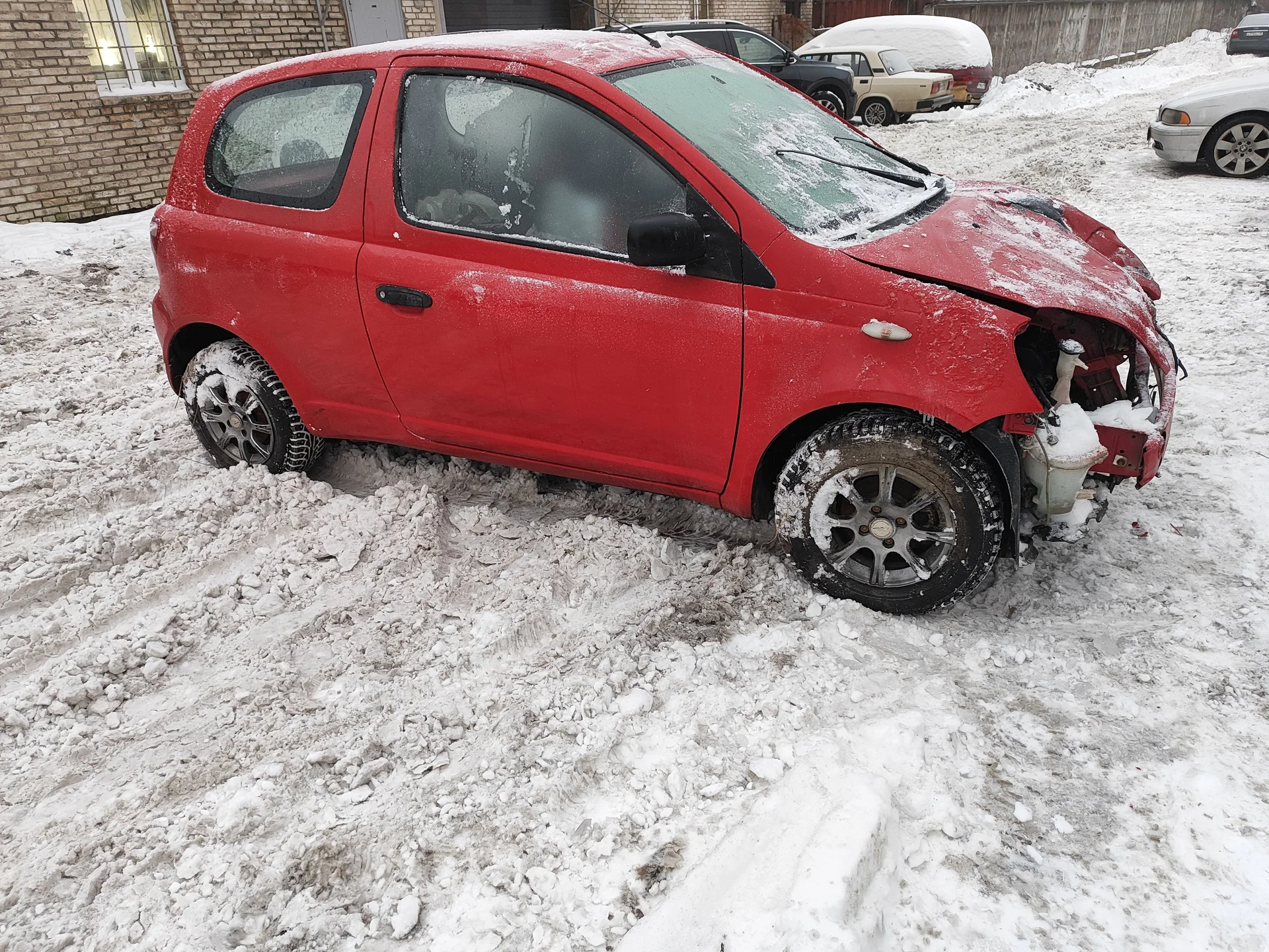 Toyota Yaris 2003 - миниатюра 3