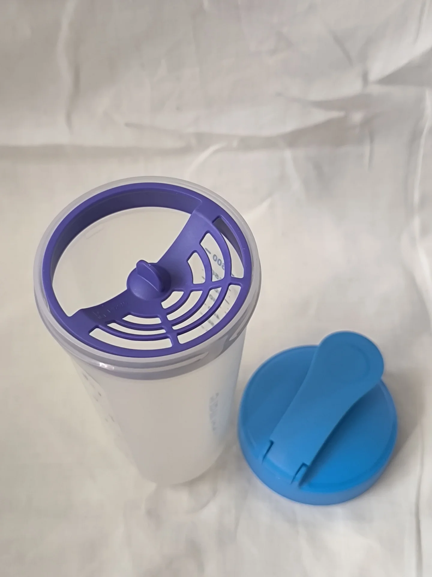 Ручной шейкер Tupperware - миниатюра 4