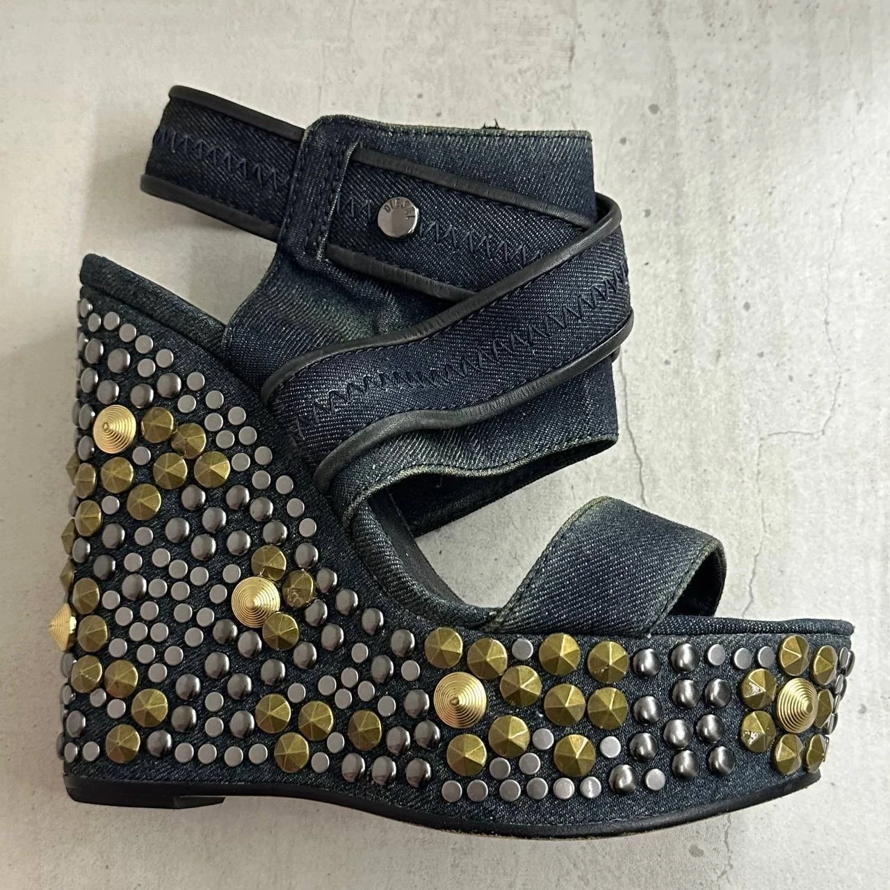 Винтажные босоножки diesel - миниатюра 2