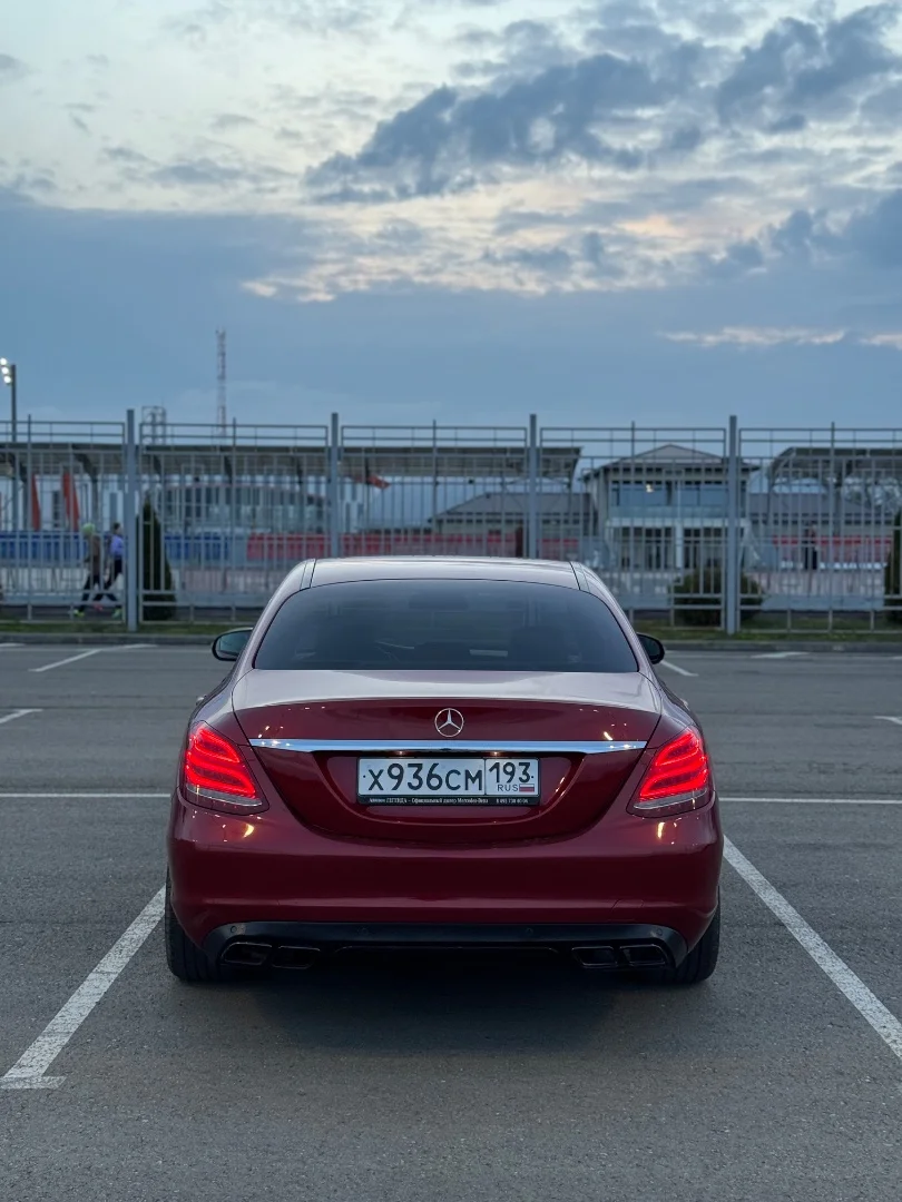 Mercedes C180 2016 - миниатюра 3