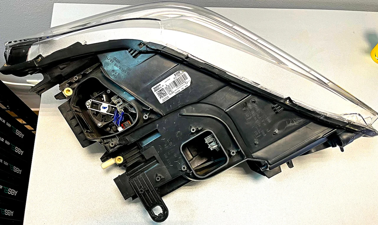Фара передняя левая на BMW X1F48 - миниатюра 5
