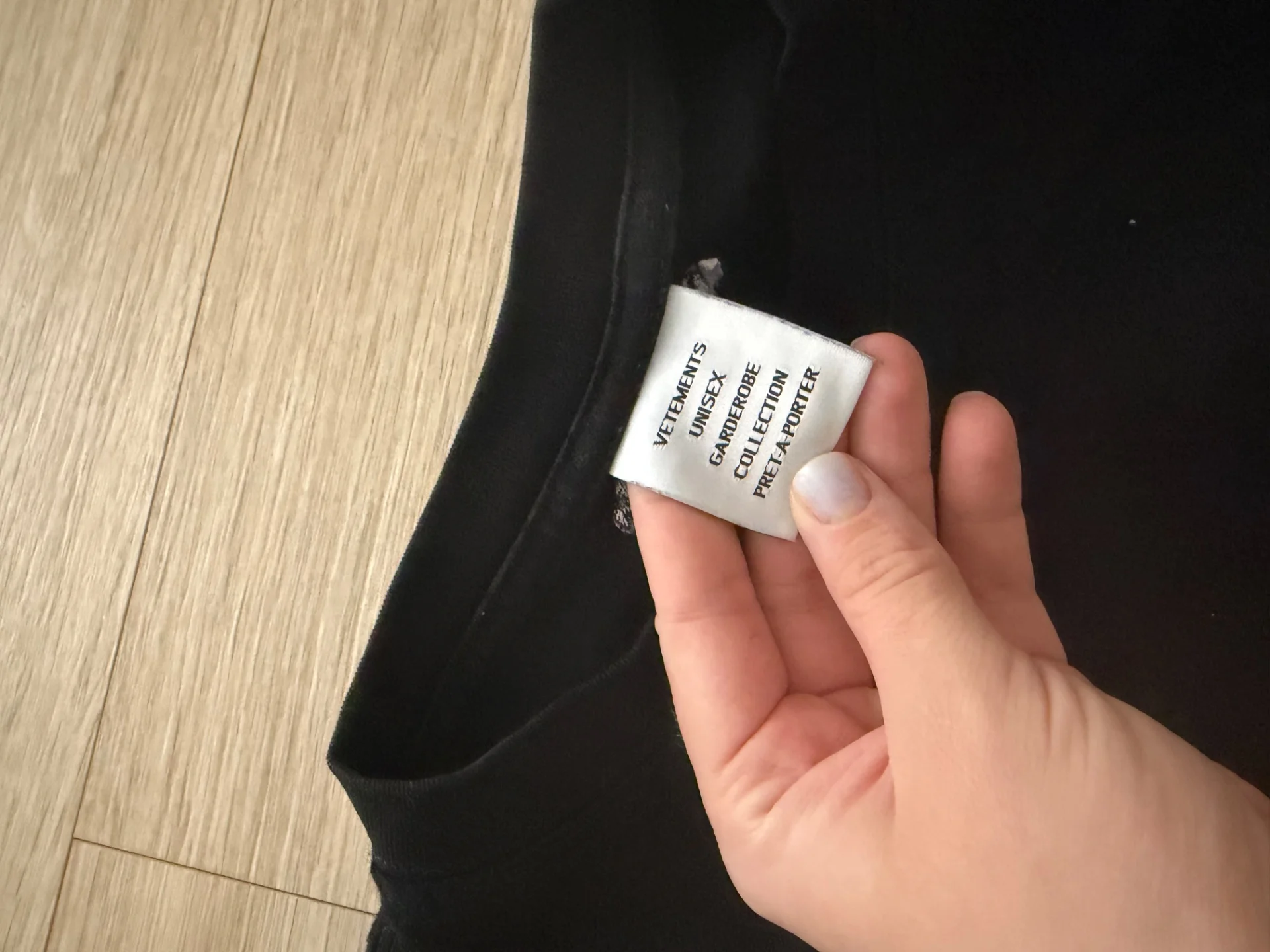 Футболка VETEMENTS - миниатюра 3