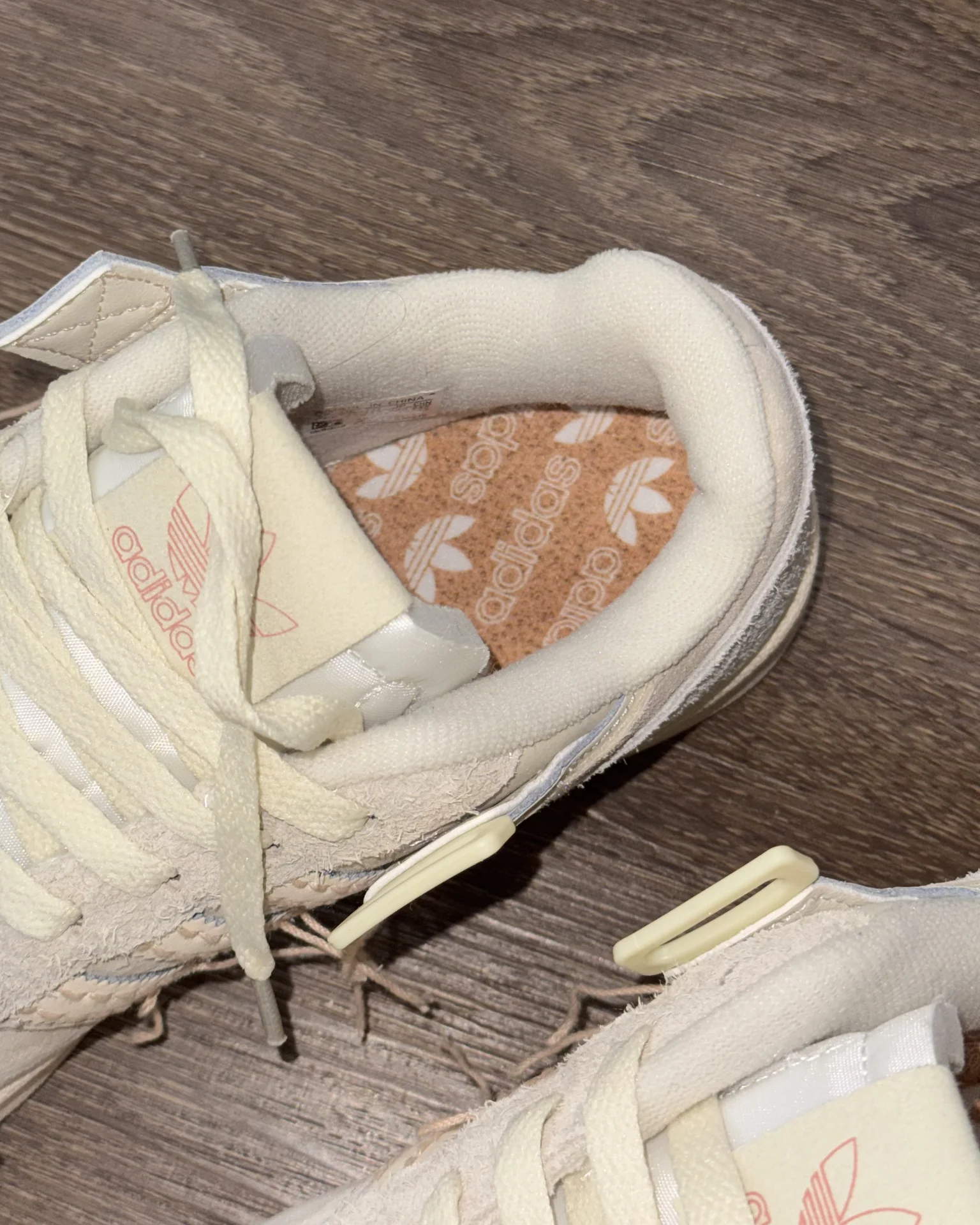 Кроссовки Adidas женские 41 - миниатюра 9